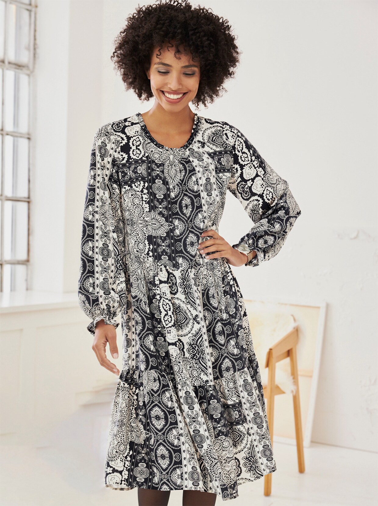 heine Druckkleid - schwarz-champagner-bedruckt