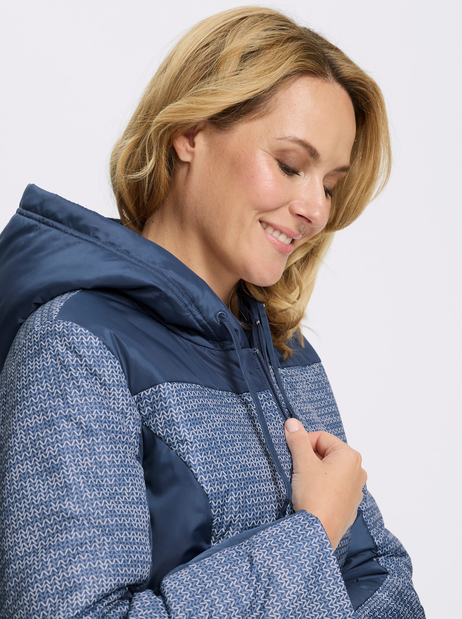 Jacke mit Steppung - jeansblau-ecru-bedruckt