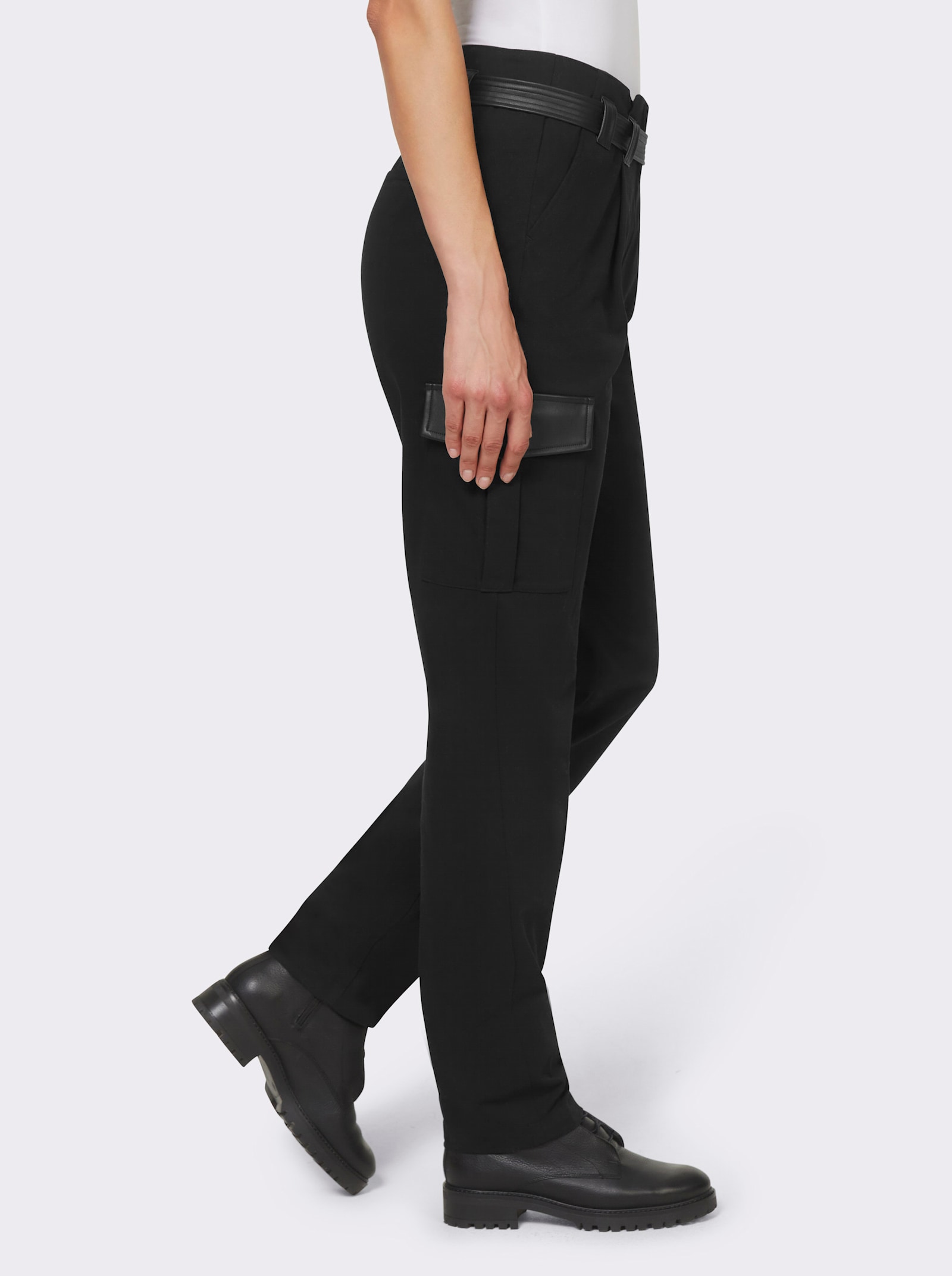 heine Cargohose mit Lederimitat-Details - schwarz