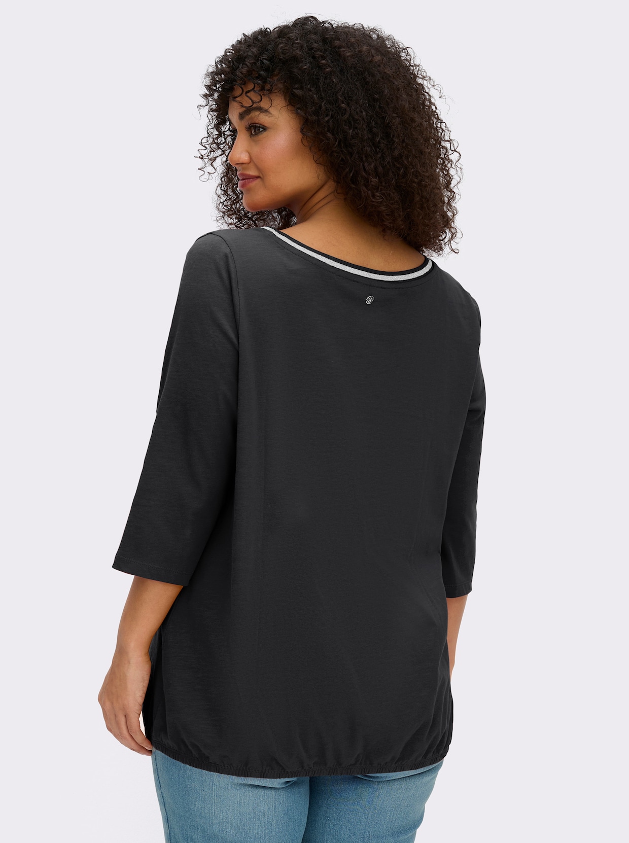 sheego 3/4-Arm-Shirt mit Glitzergarn am Ausschnitt - schwarz