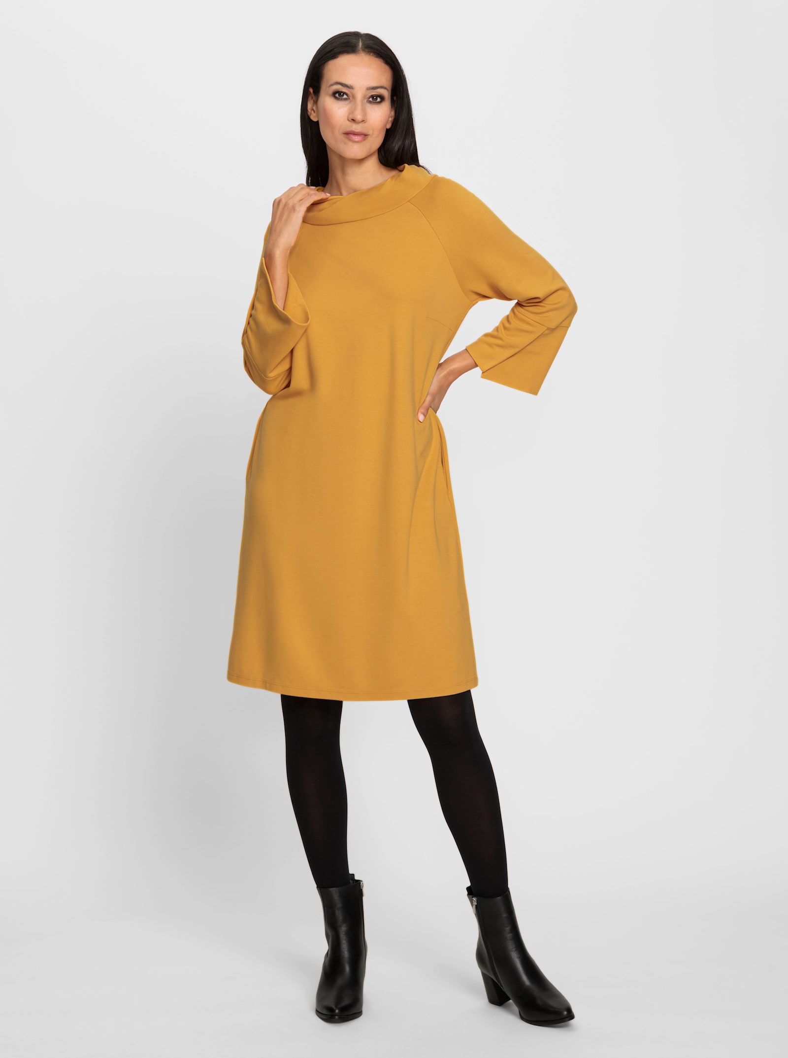 heine Robe en jersey avec grand col montant - ocre