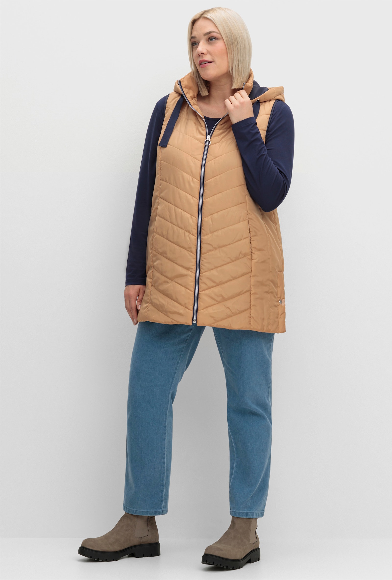 Longweste mit Seitenschlitzen, knöpfbar - camel