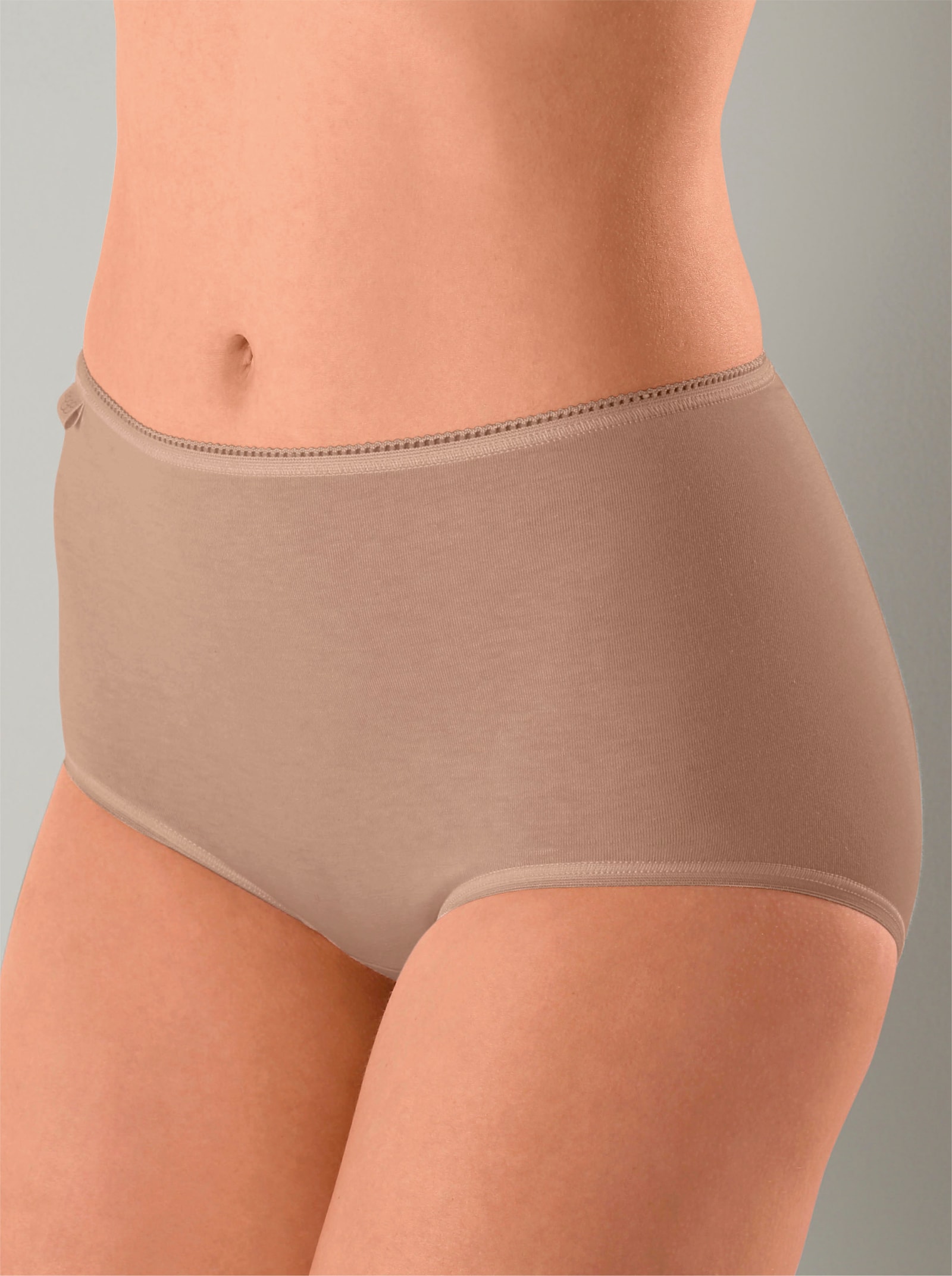 Sloggi Taillenslip mit Ziergummi am Bund - beige