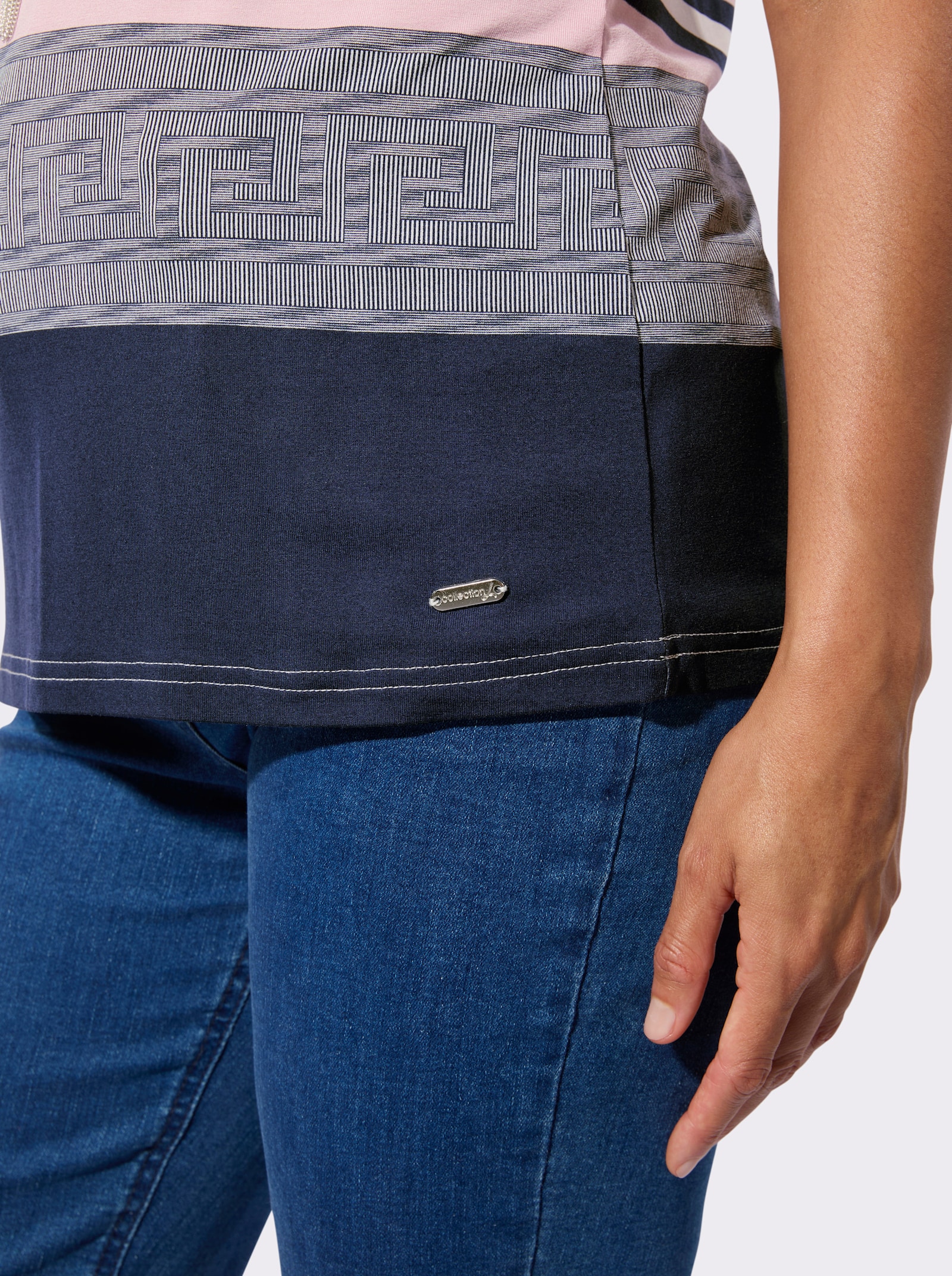 Kurzarmshirt mit hochwertiger Viskose - rosé-marine-bedruckt