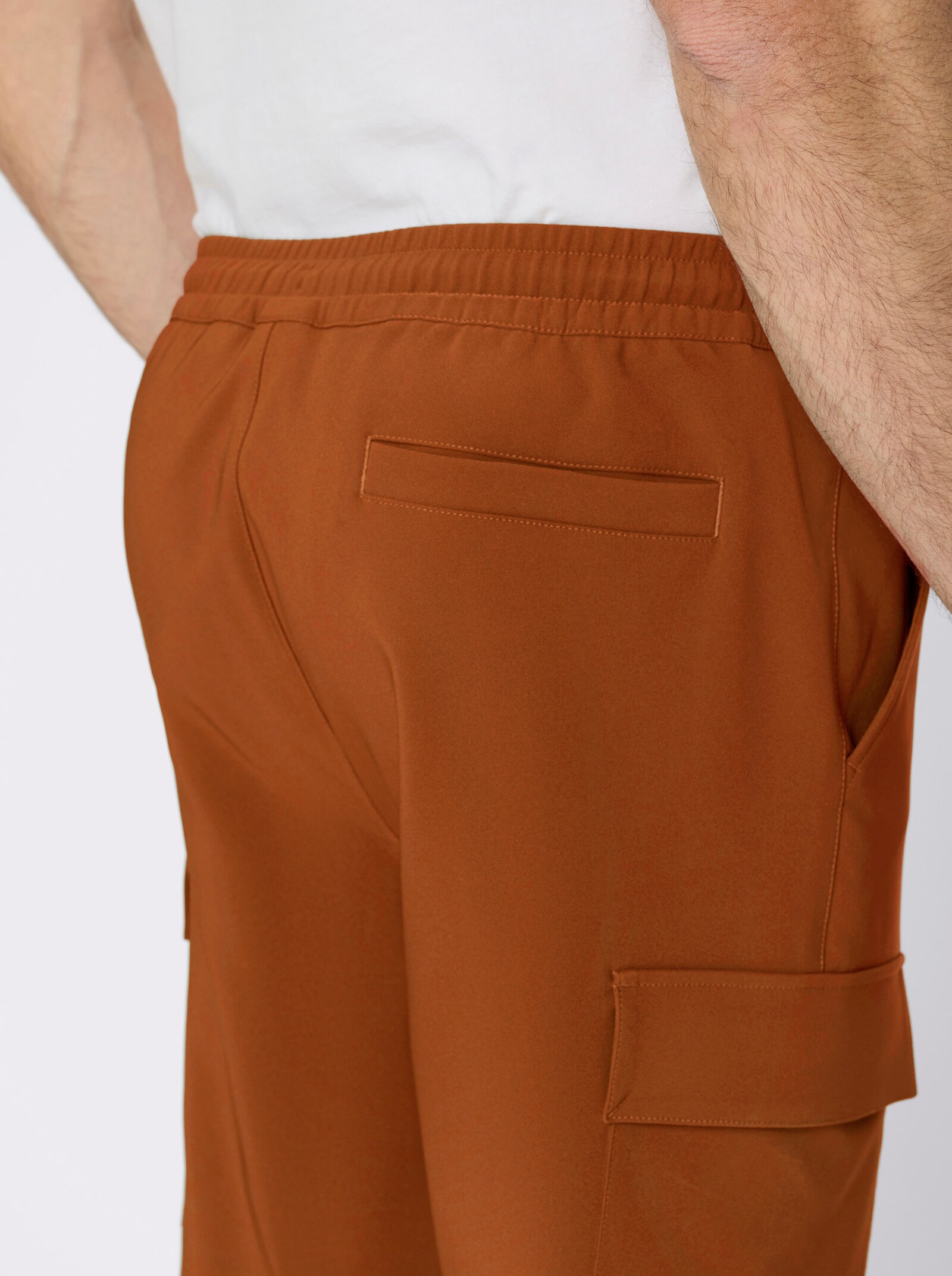 Catamaran Hose mit praktischen Taschen - cognac