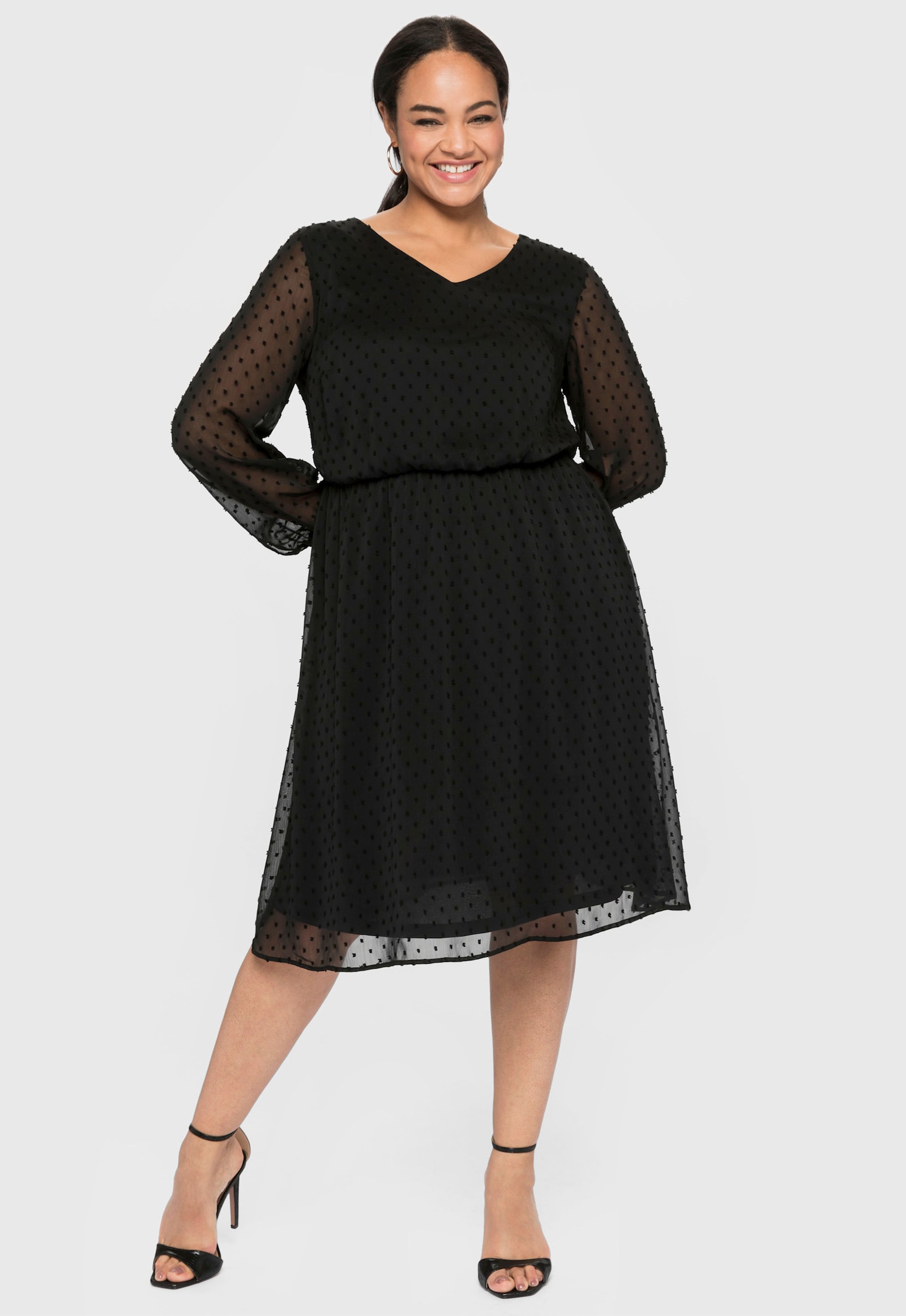 sheego Robe en mousseline avec effet 3D - noir