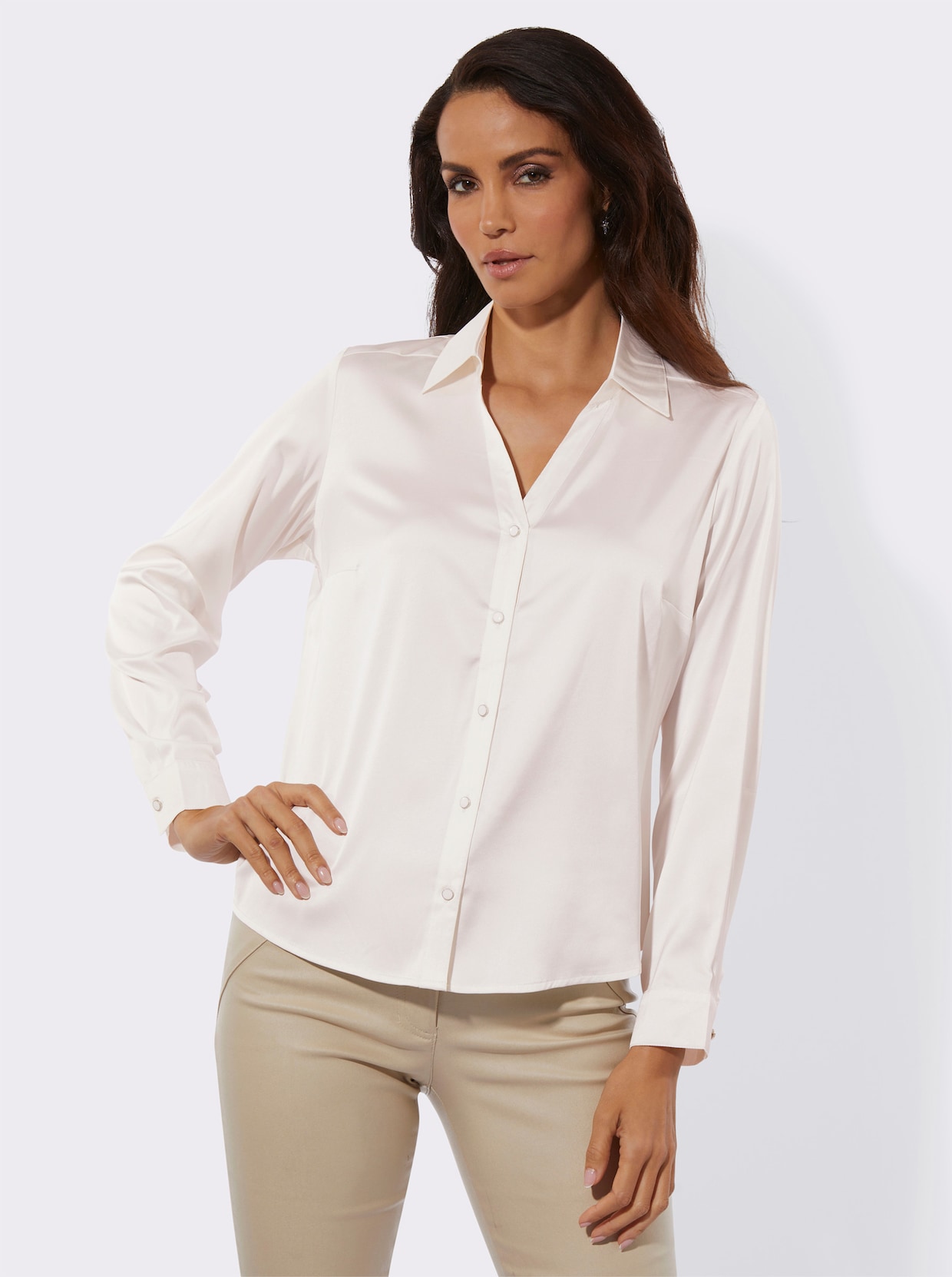 Satinbluse mit Kellerfalte hinten - ecru