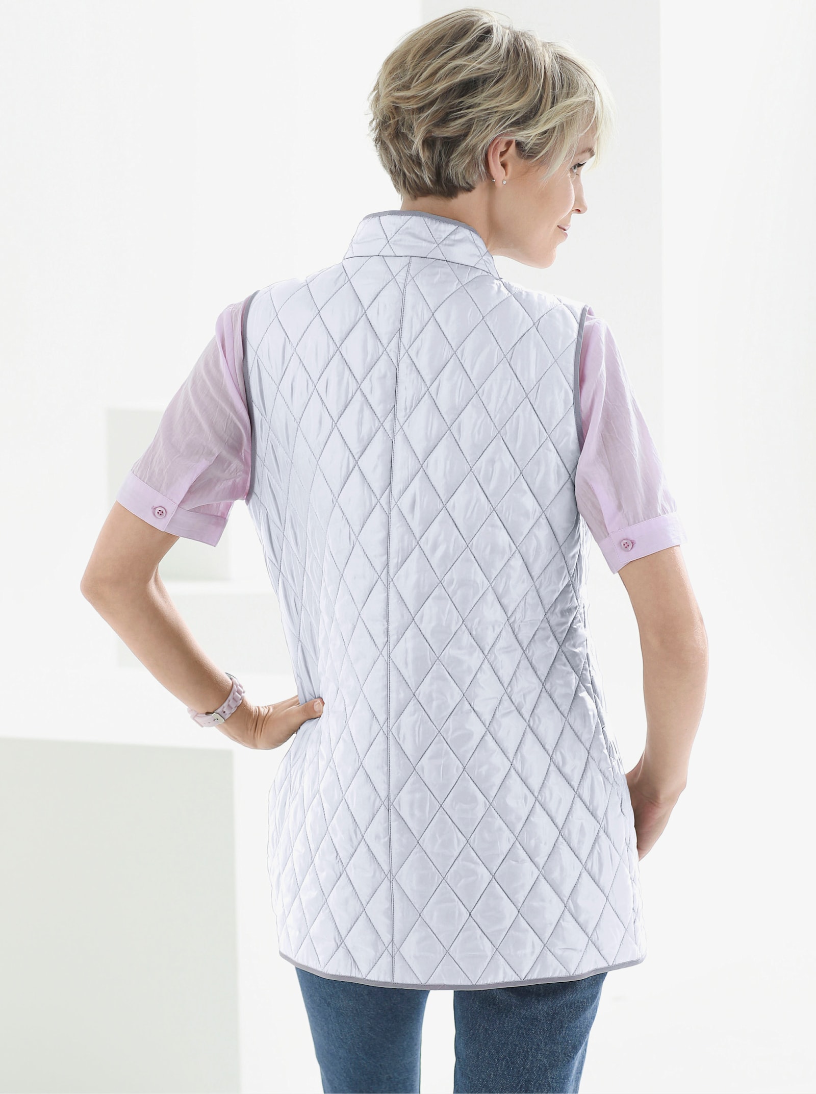 Steppweste mit Stehkragen - weiss