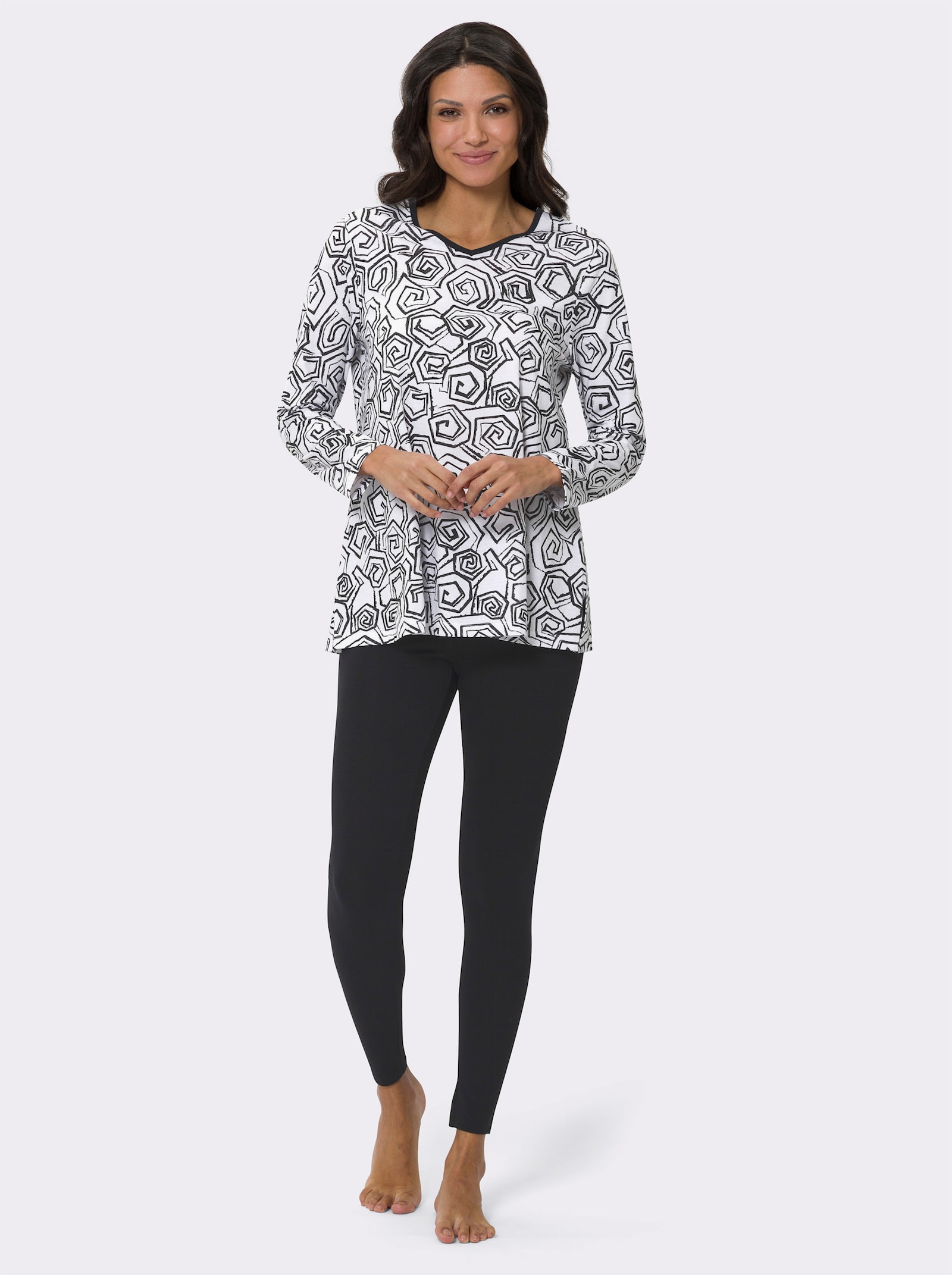 Schlafanzug mit ausgestelltem Oberteil - weiss-schwarz-bedruckt