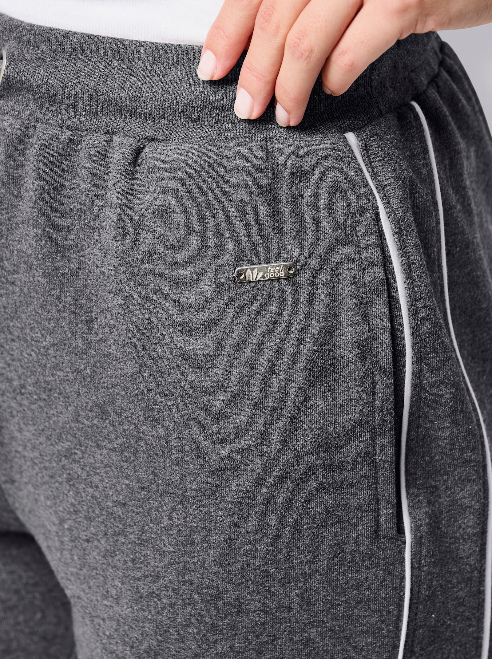 feel good Hose kurz - anthrazit-meliert-weiß