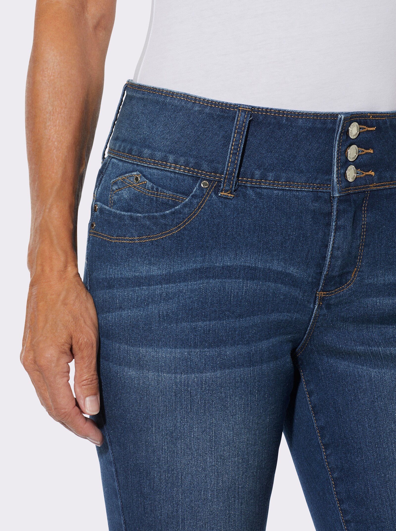 Bermudas mit gekrempeltem Saum - blue-stone-washed