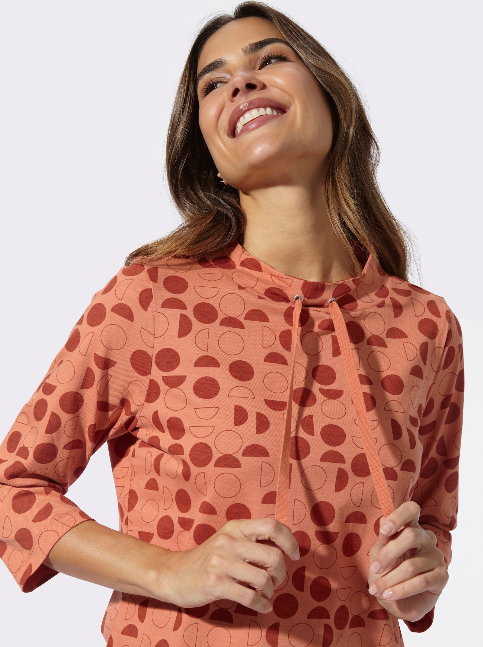 Longshirt mit Seitenschlitzen - papaya-rostrot-bedruckt