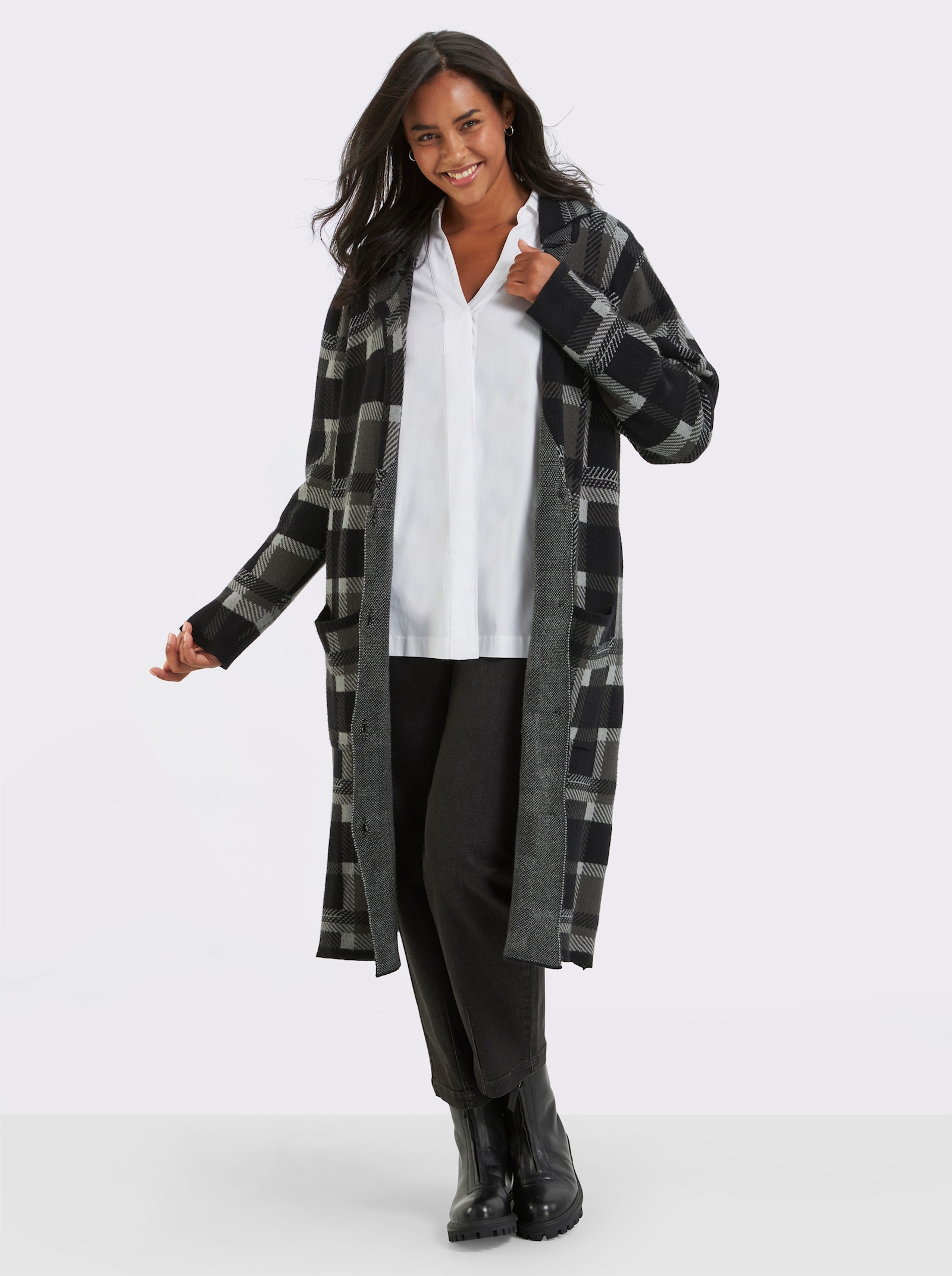 sheego Longstrickjacke mit Allover-Karomuster - schwarz-graphit-kariert
