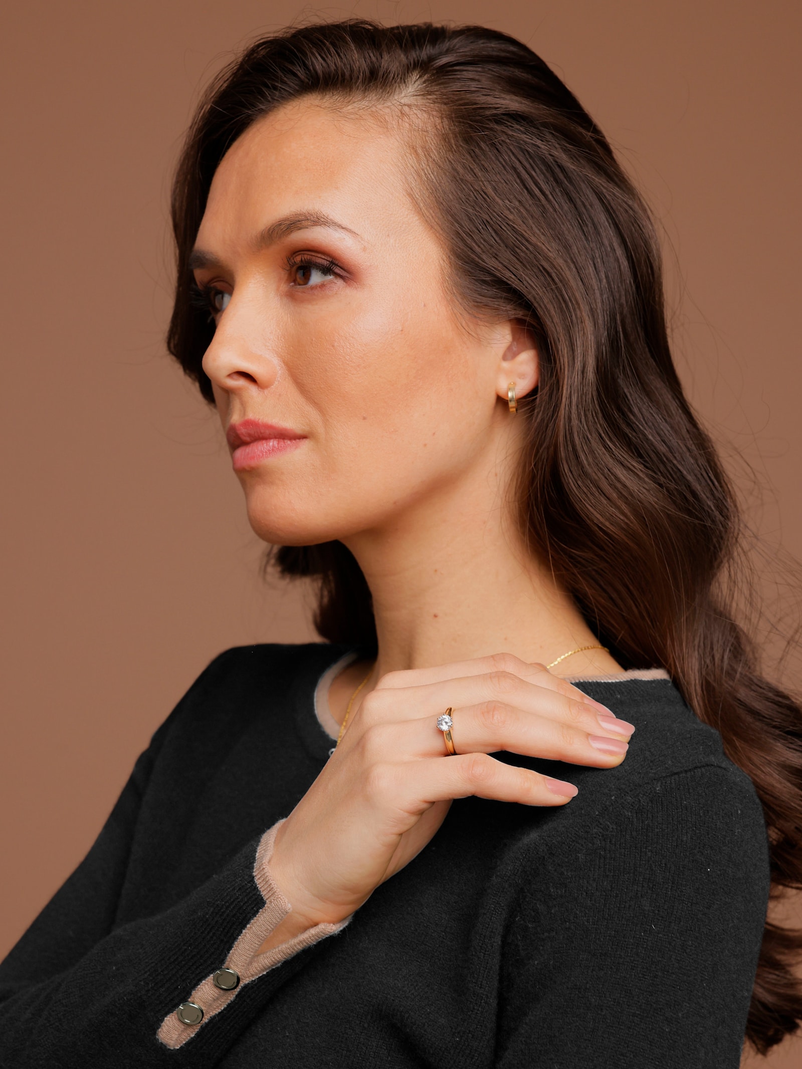 CREATION L PREMIUM Wollpullover mit Kontrastkanten - schwarz-camel