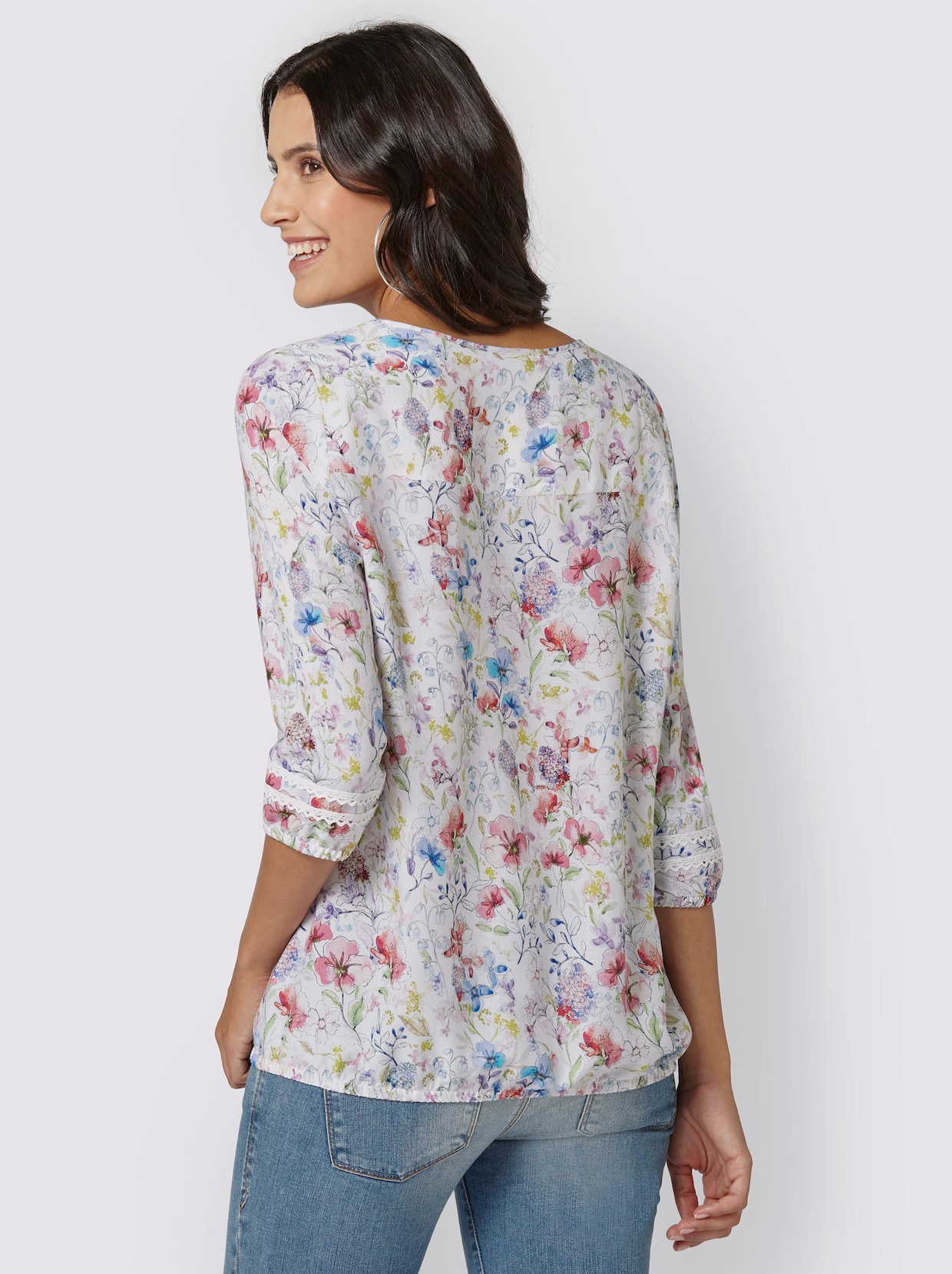 Comfortabele blouse - bont gedessineerd
