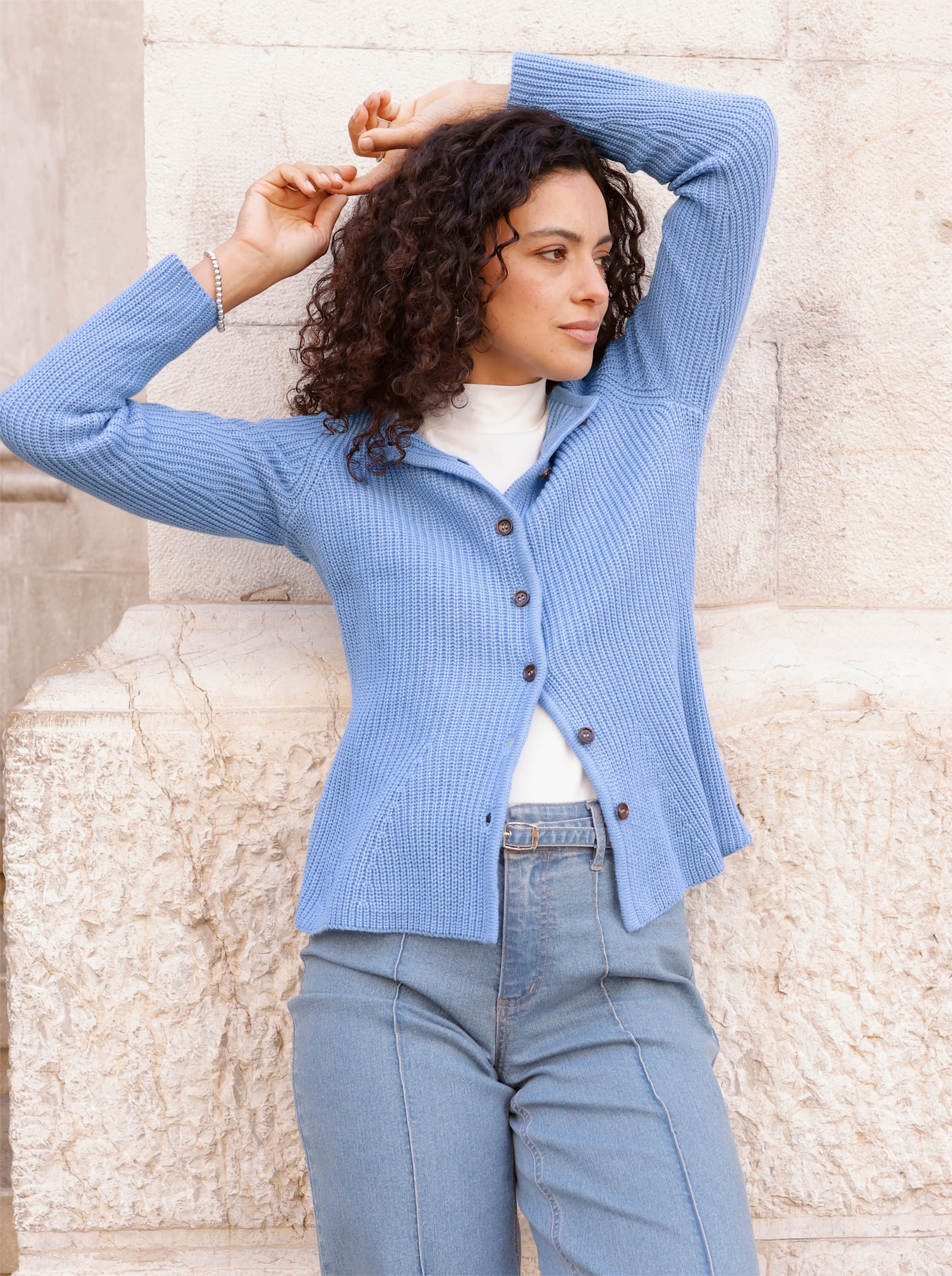 Strickjacke in weicher Qualität - bleu