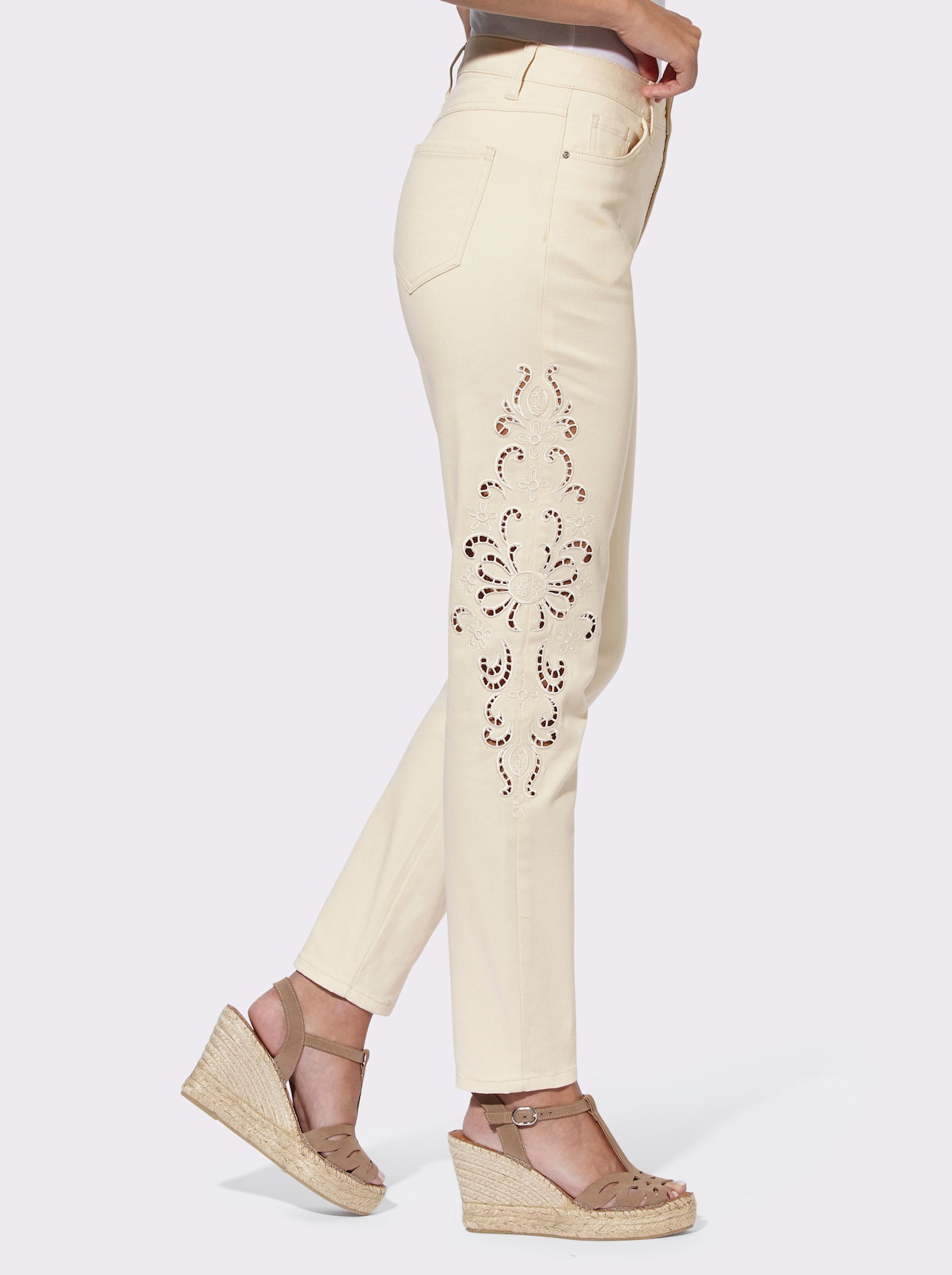 heine Hose mit Spitzeneinsatz, seitlich - sand