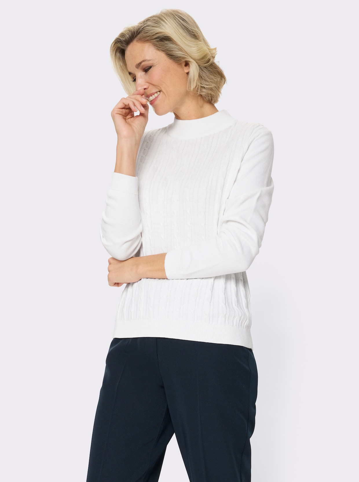 Stehkragenpullover mit Zopfmuster - ecru