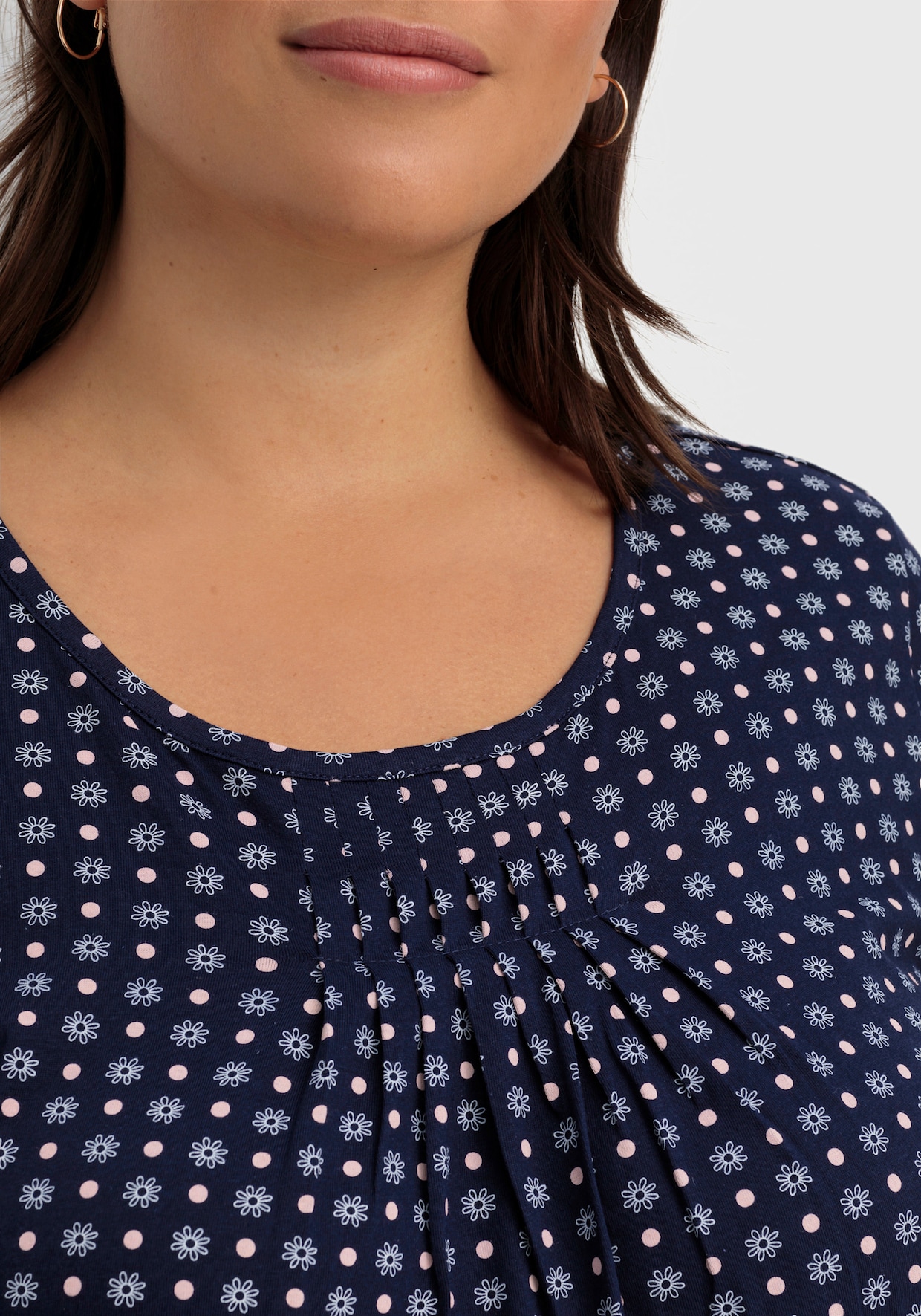 Kurzarmshirt im Minimaldessin - marine-gemustert