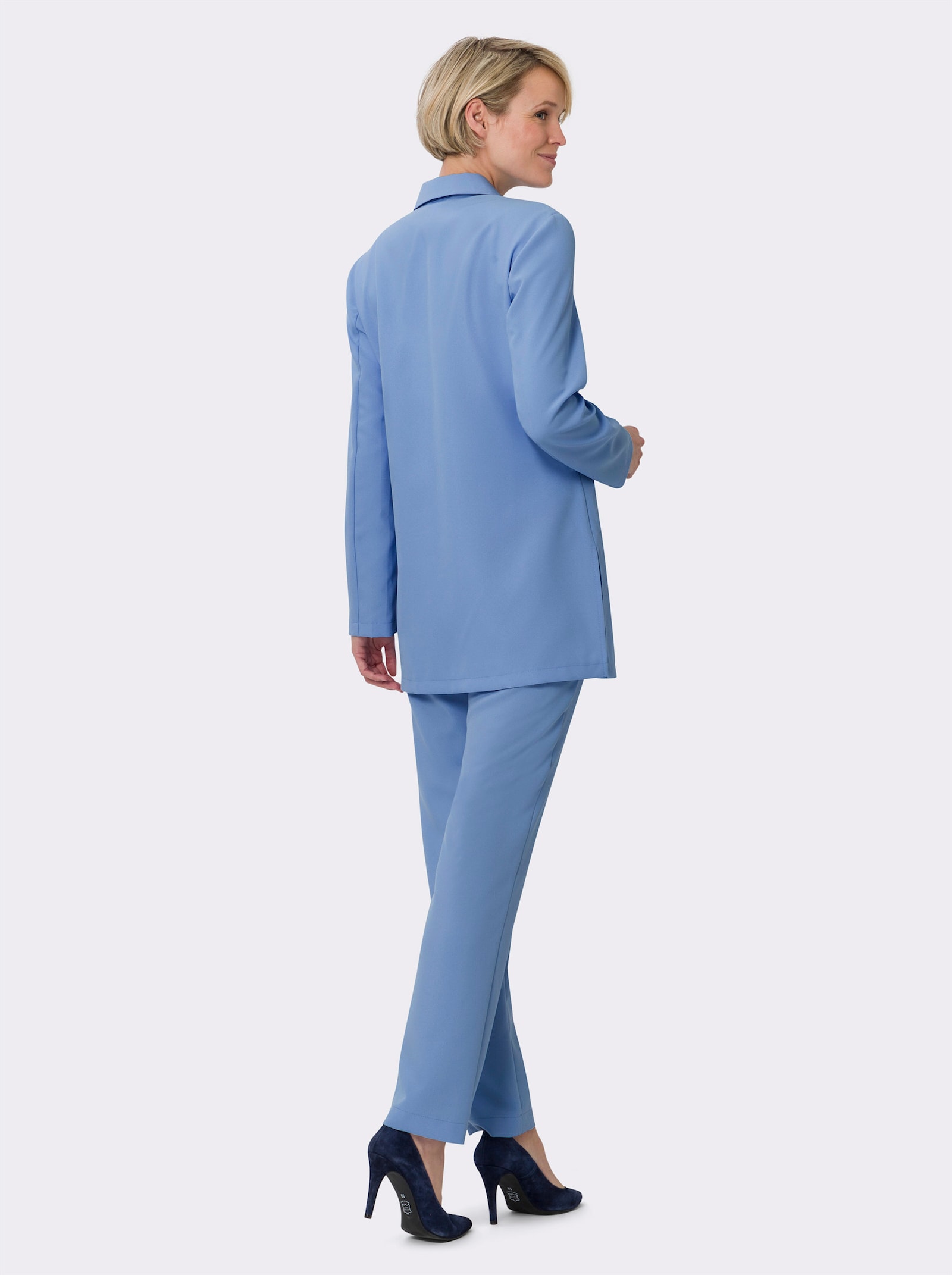 Hosenanzug in pflegeleichter Qualität - himmelblau