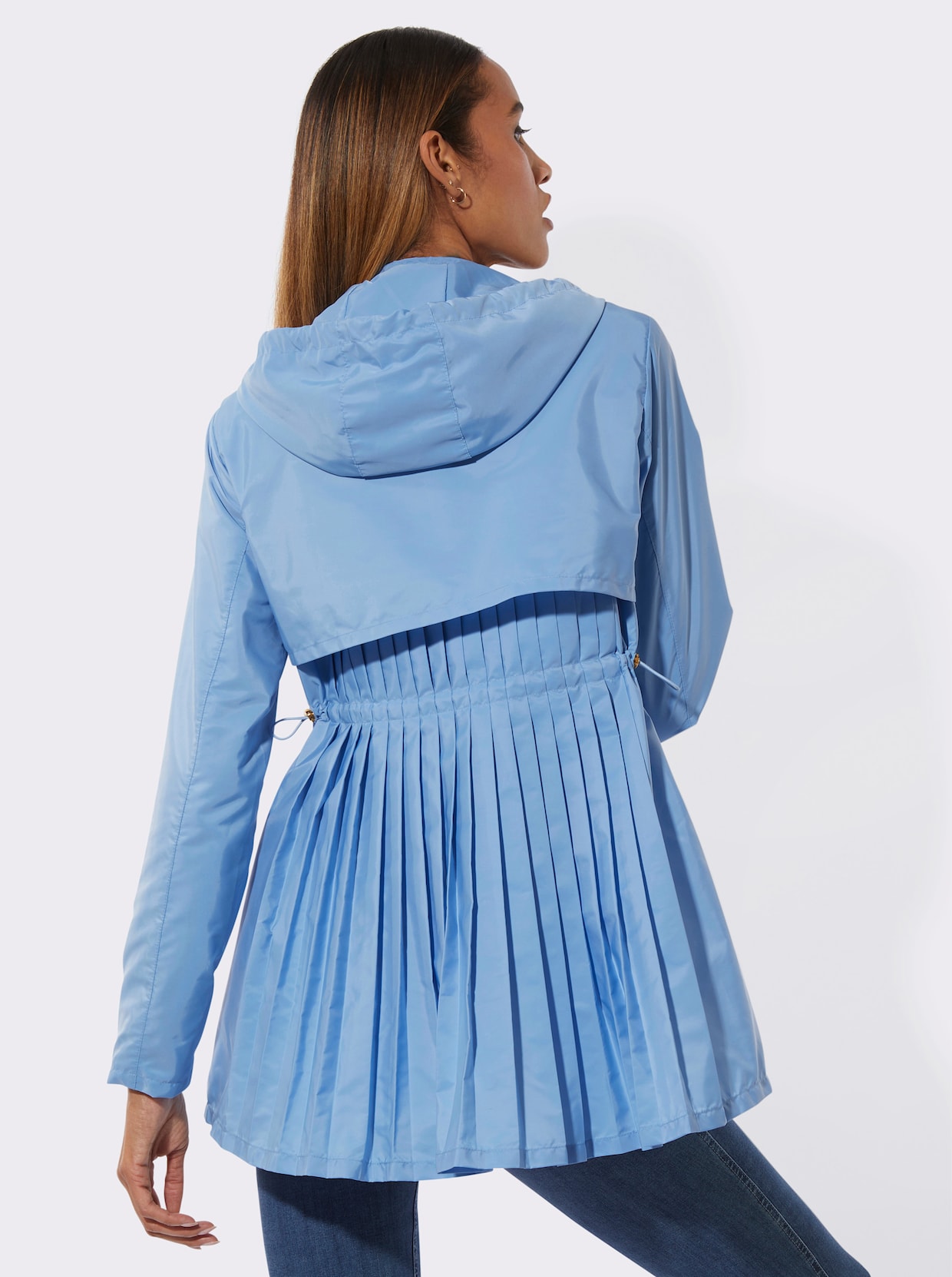 Übergangsjacke mit Tunnelzug auf Taillenhöhe hinten - himmelblau