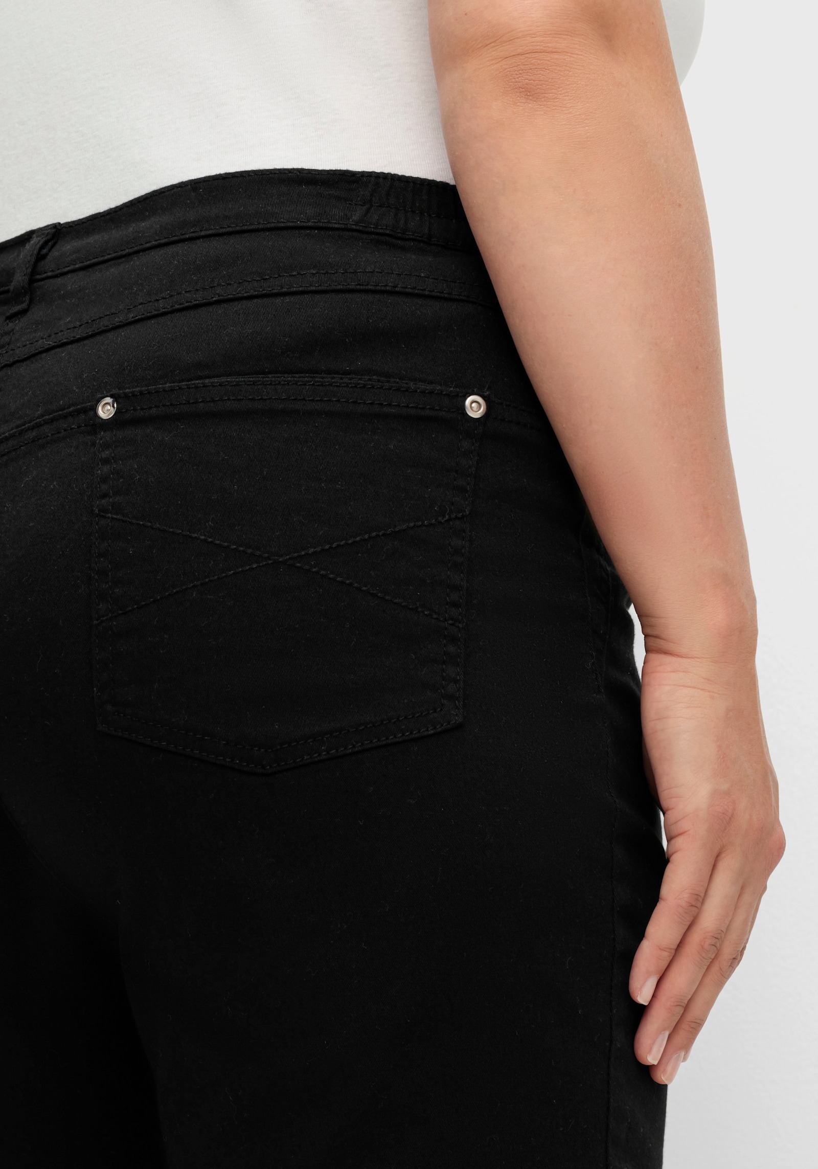 5-Pocket-Jeans mit seitlichem Dehnbund - schwarz