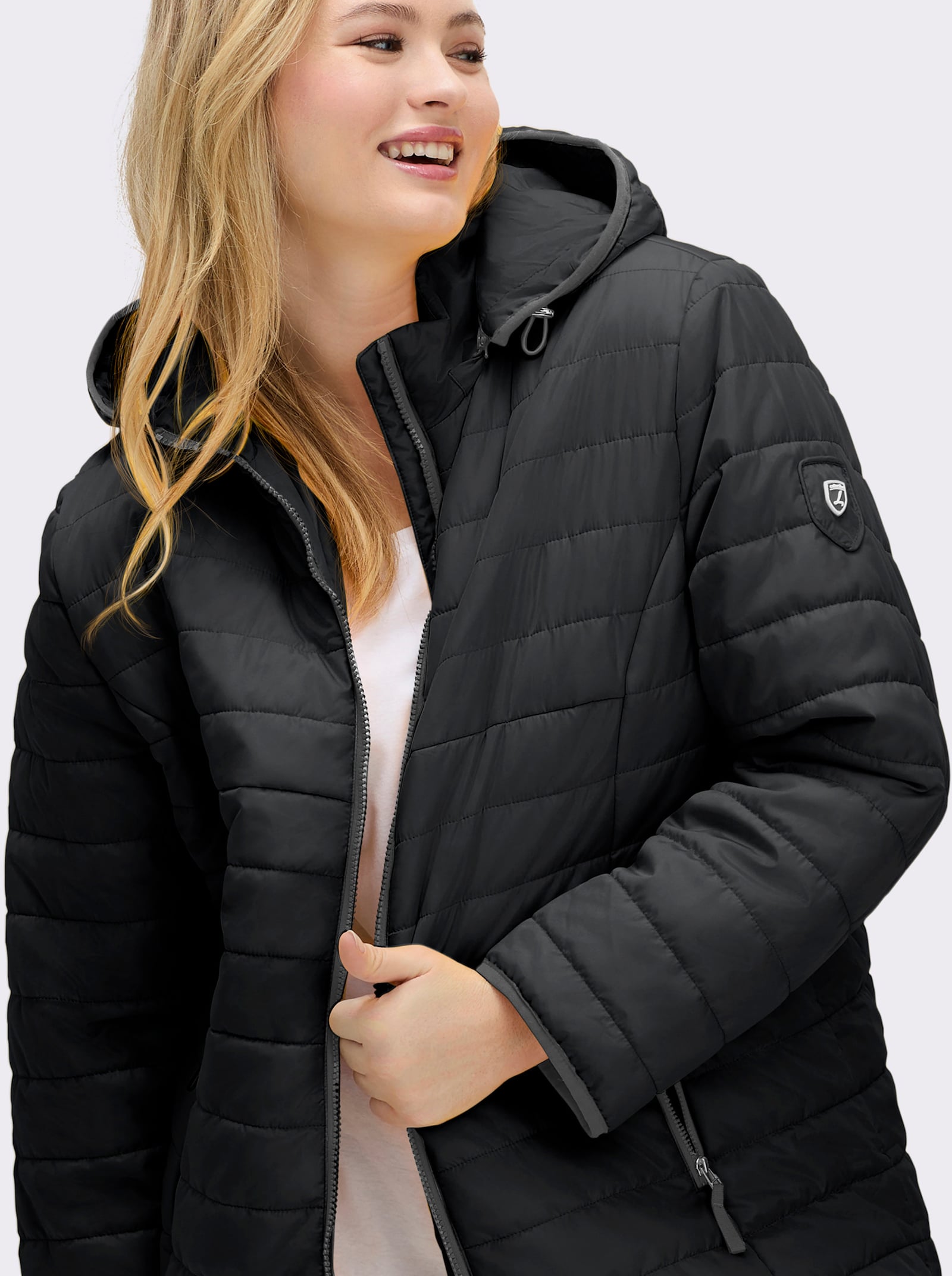 Steppjacke mit kontrastfarbenen Akzenten - schwarz