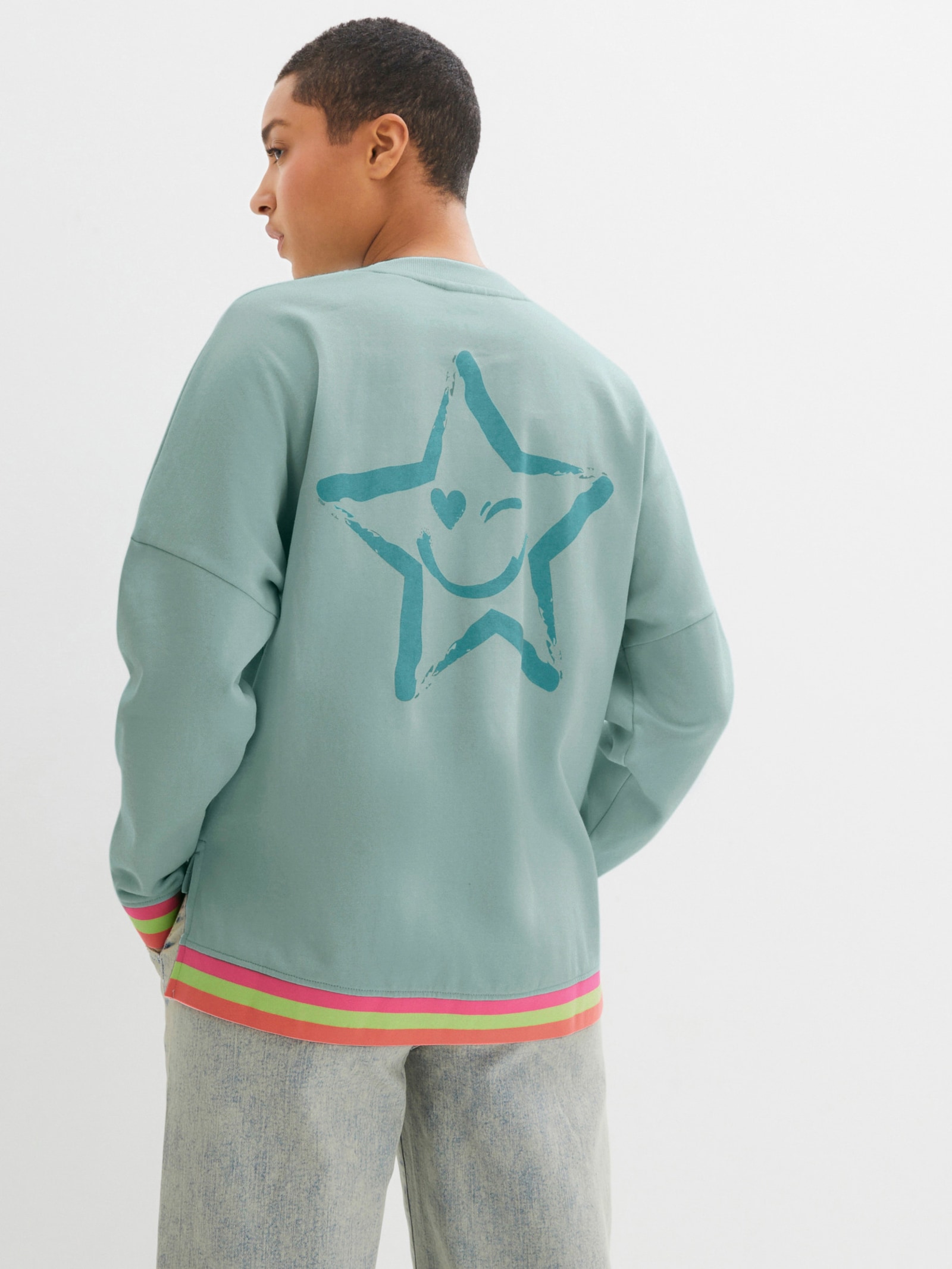 Sweatshirt mit Sternen-Motiv - mint-zitrone