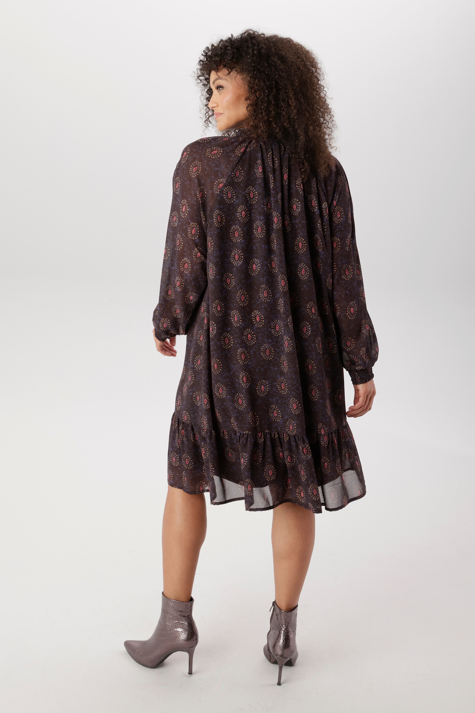 Aniston PLUS Chiffonkleid - bordeaux-lila-camel