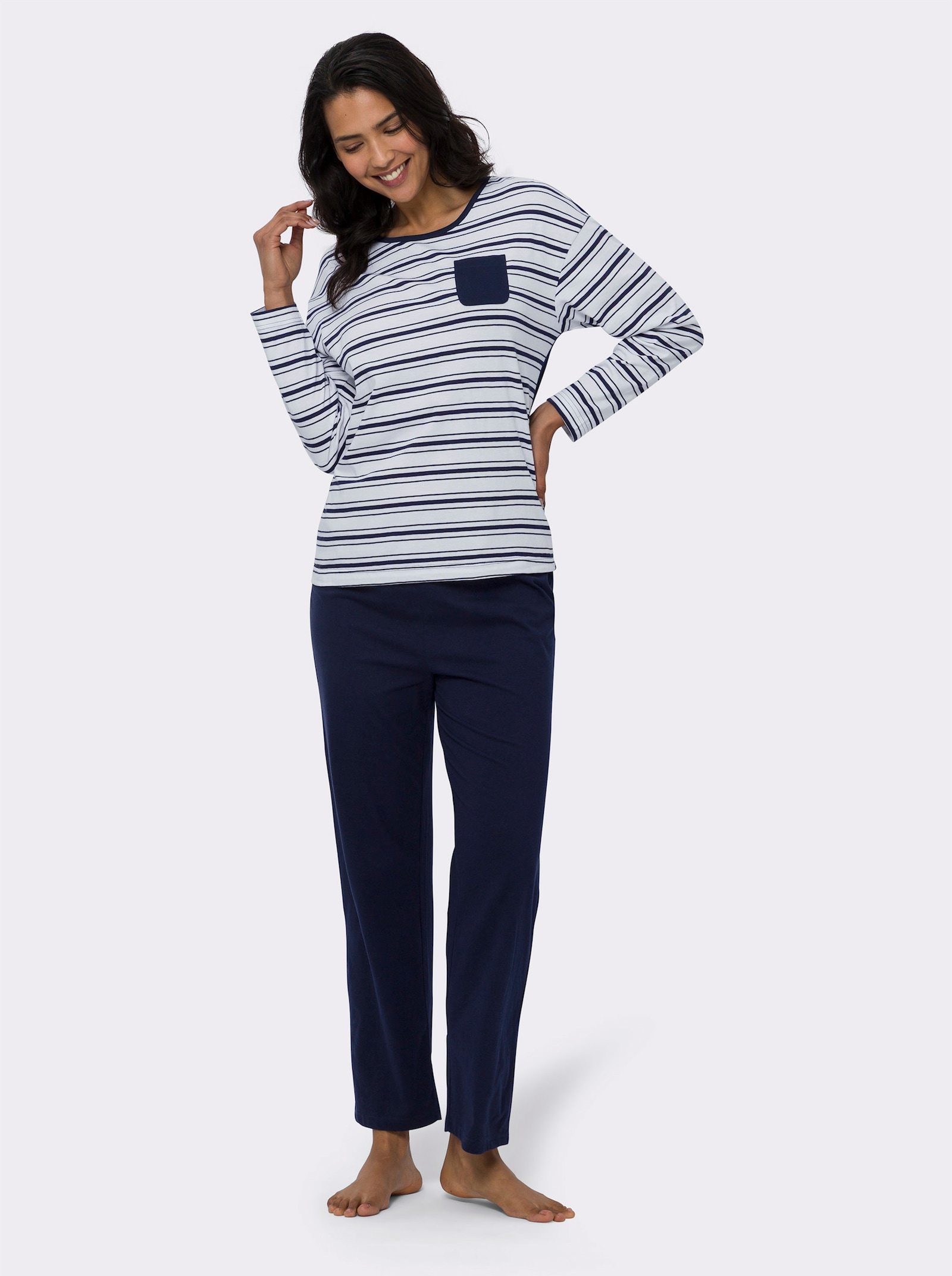 Pyjamas med randmönster - vit-marin