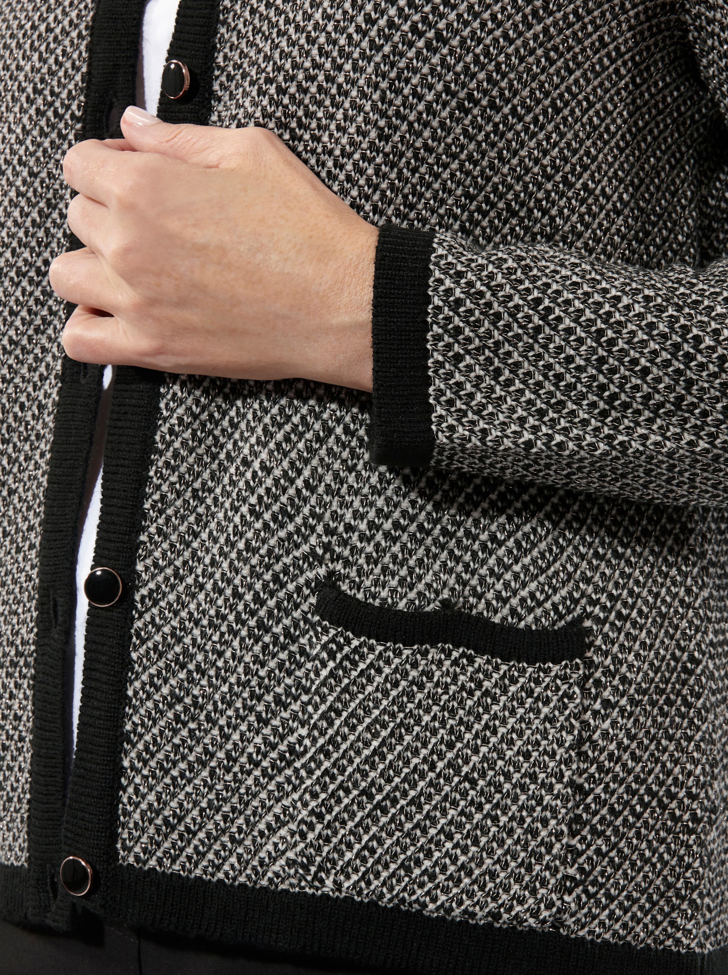 Thumbnail - Strickjacke