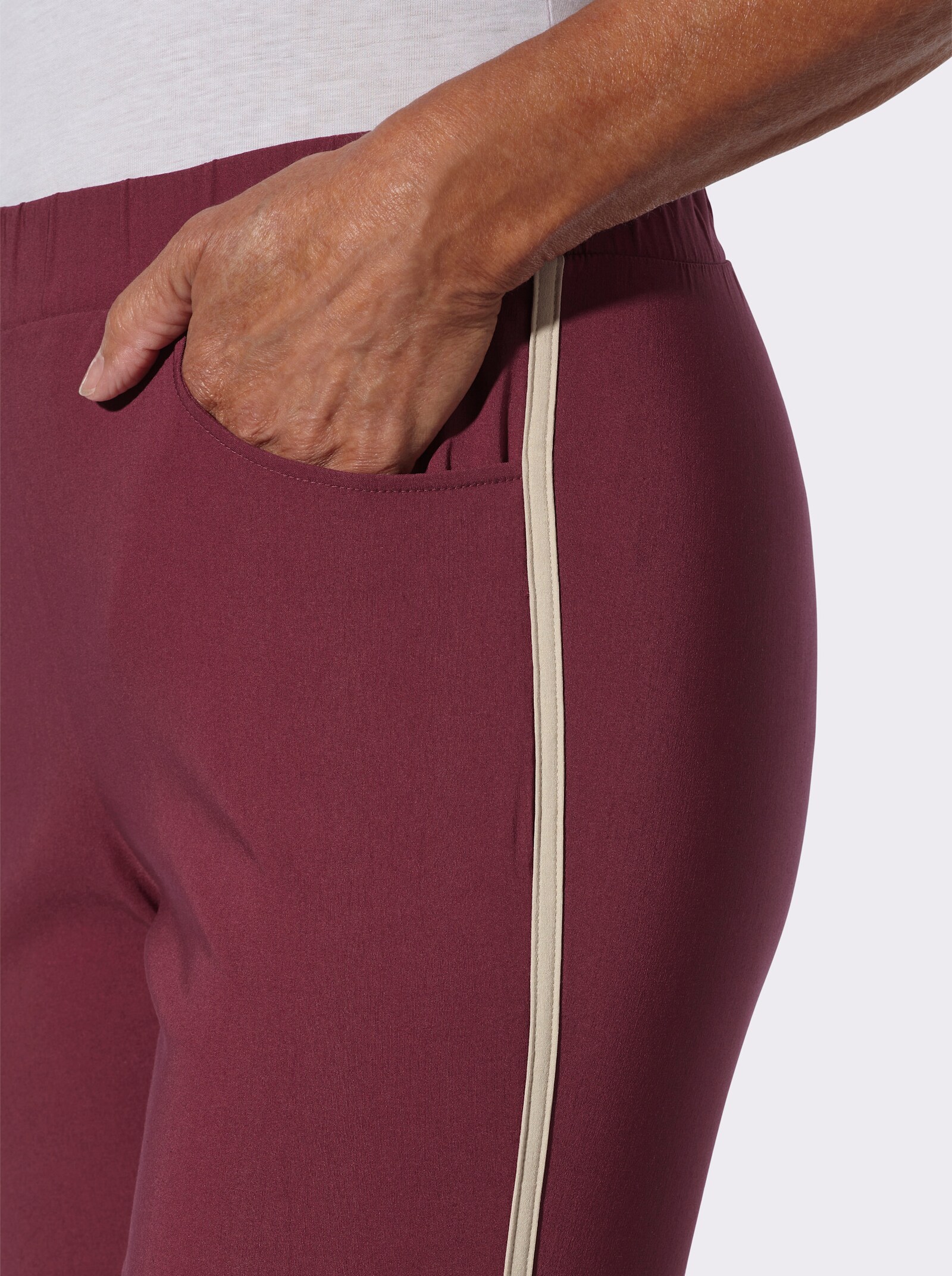 Bengalinhose mit seitlicher Kontrastpaspel - bordeaux-sand