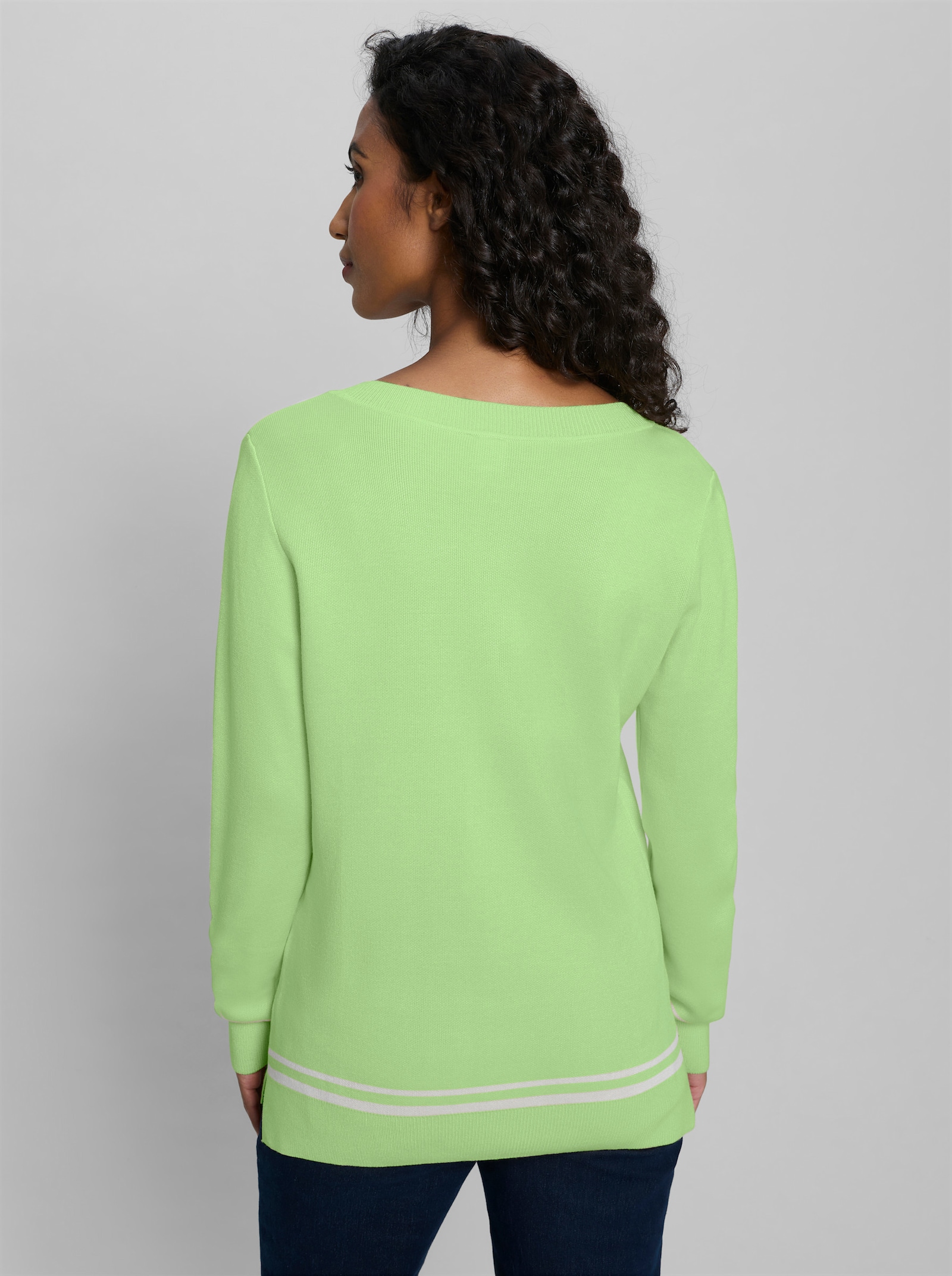 heine Pullover mit tiefem V-Ausschnitt - reseda-ecru