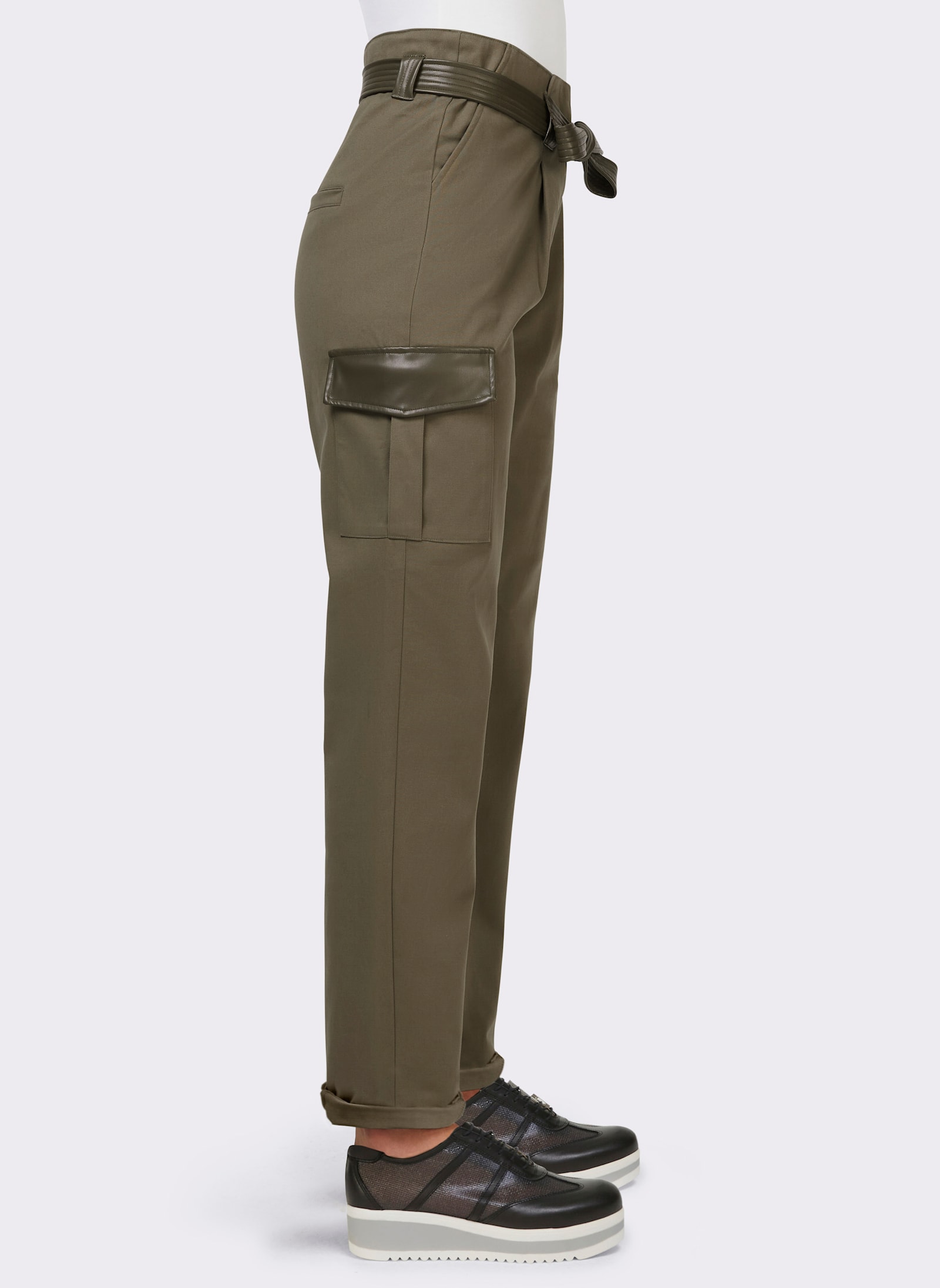 heine Pantalon cargo avec détails en synthétique - kaki