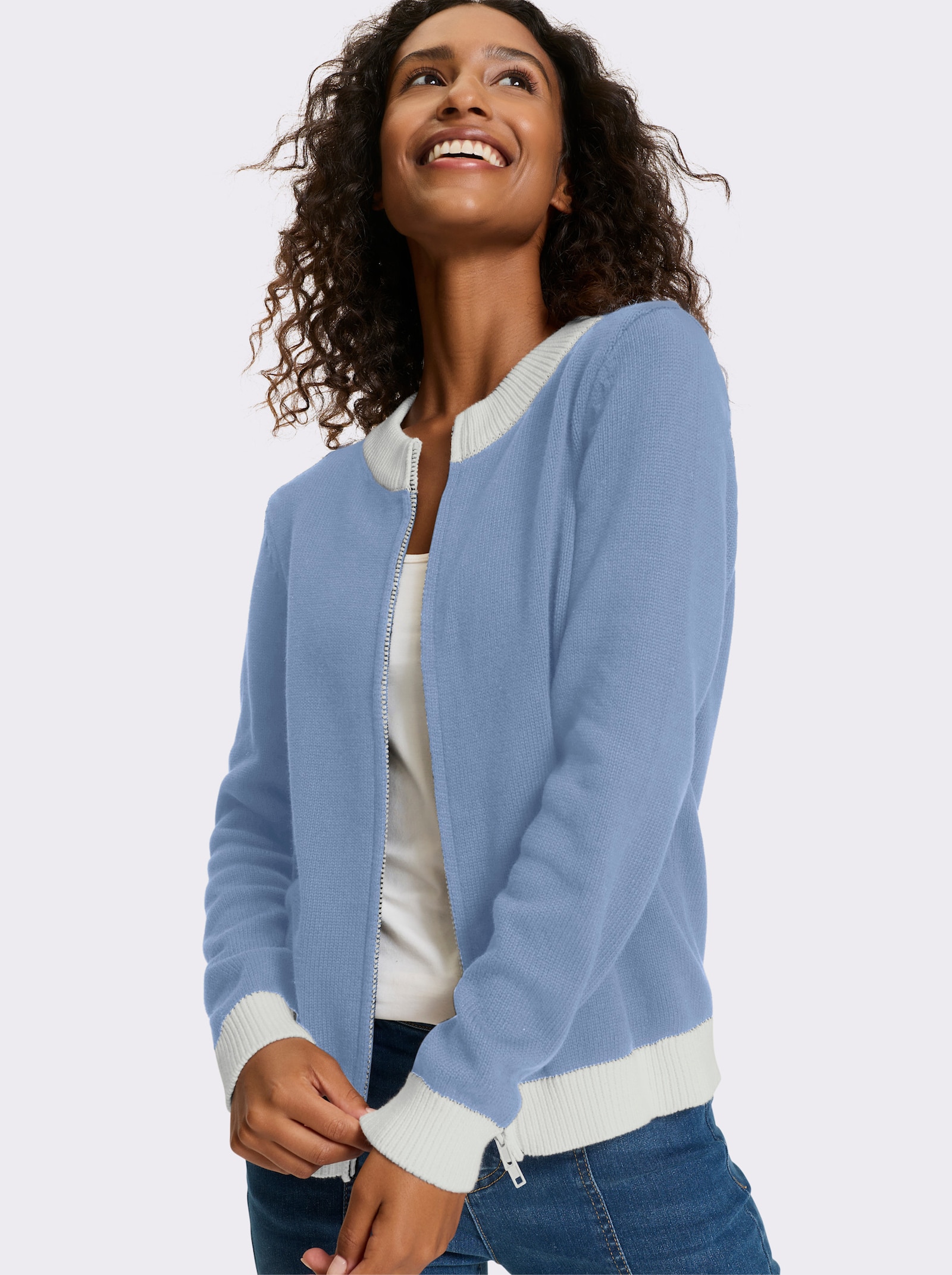 heine Strickjacke mit Blockstreifen - bleu-ecru