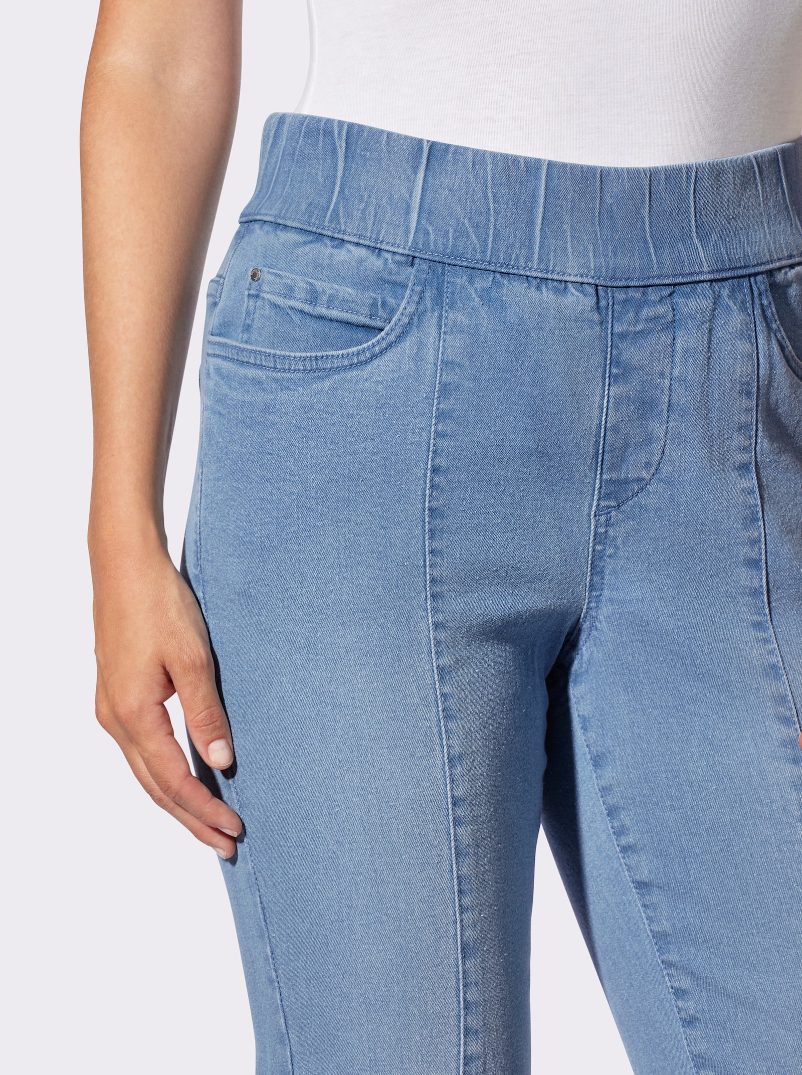 Comfortjeans in 5-pocketsmodel - blue-bleached