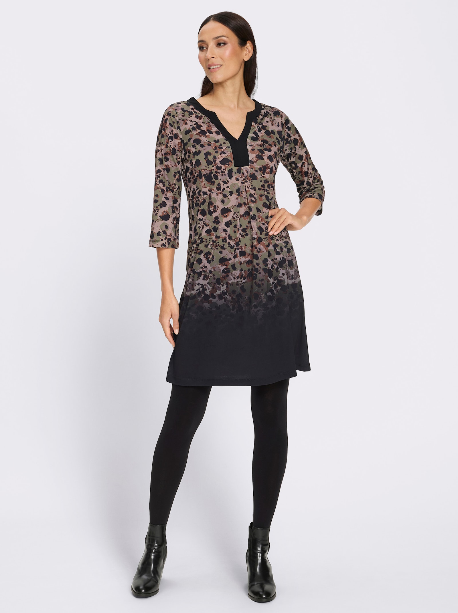 heine Jerseykleid mit Animal-Muster - schwarz-khaki-bedruckt