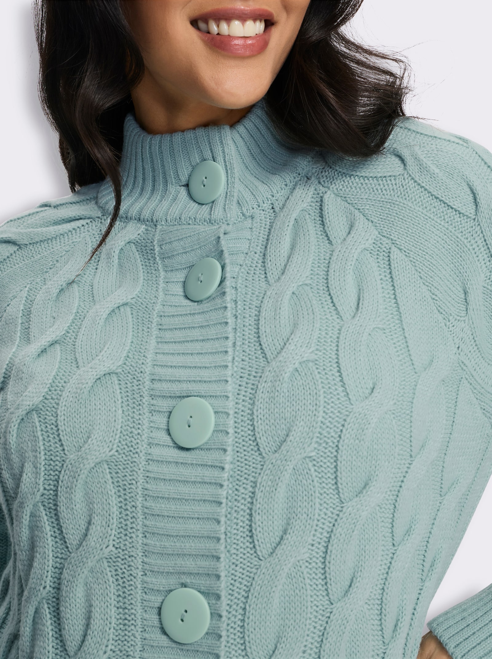 Longstrickjacke mit Zopfmuster - kalkmint