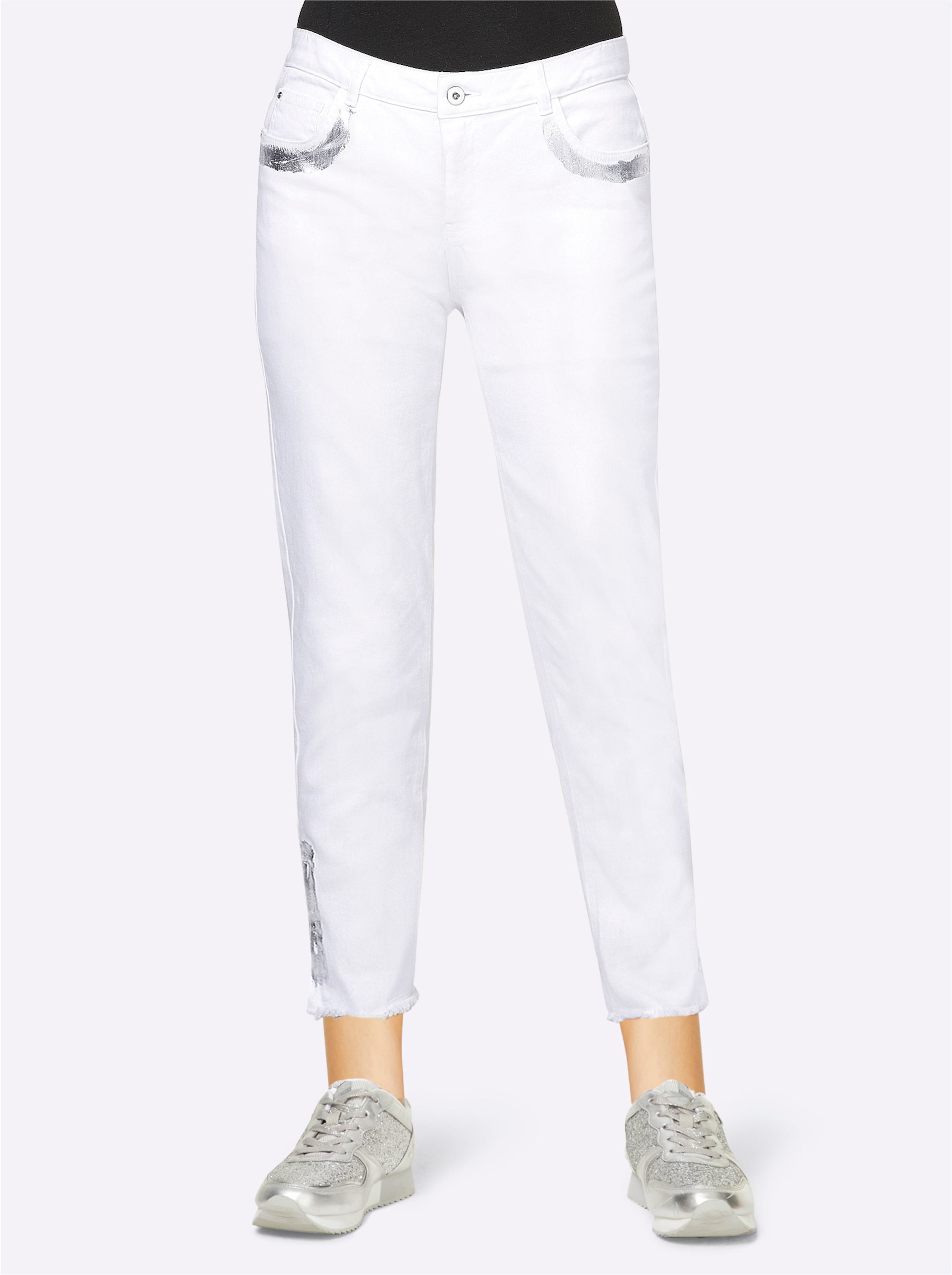 Vorne,1080P günstig Kaufen-Jeans in weiß von heine. Jeans in weiß von heine <![CDATA[Der Clou an der knöchelfreien Jeans in beliebter 5-Pocket-Form und schmaler Silhouette sind die silberfarbenen Akzente durch glänzenden Foliendruck an den Taschen vorne und am Reißvers