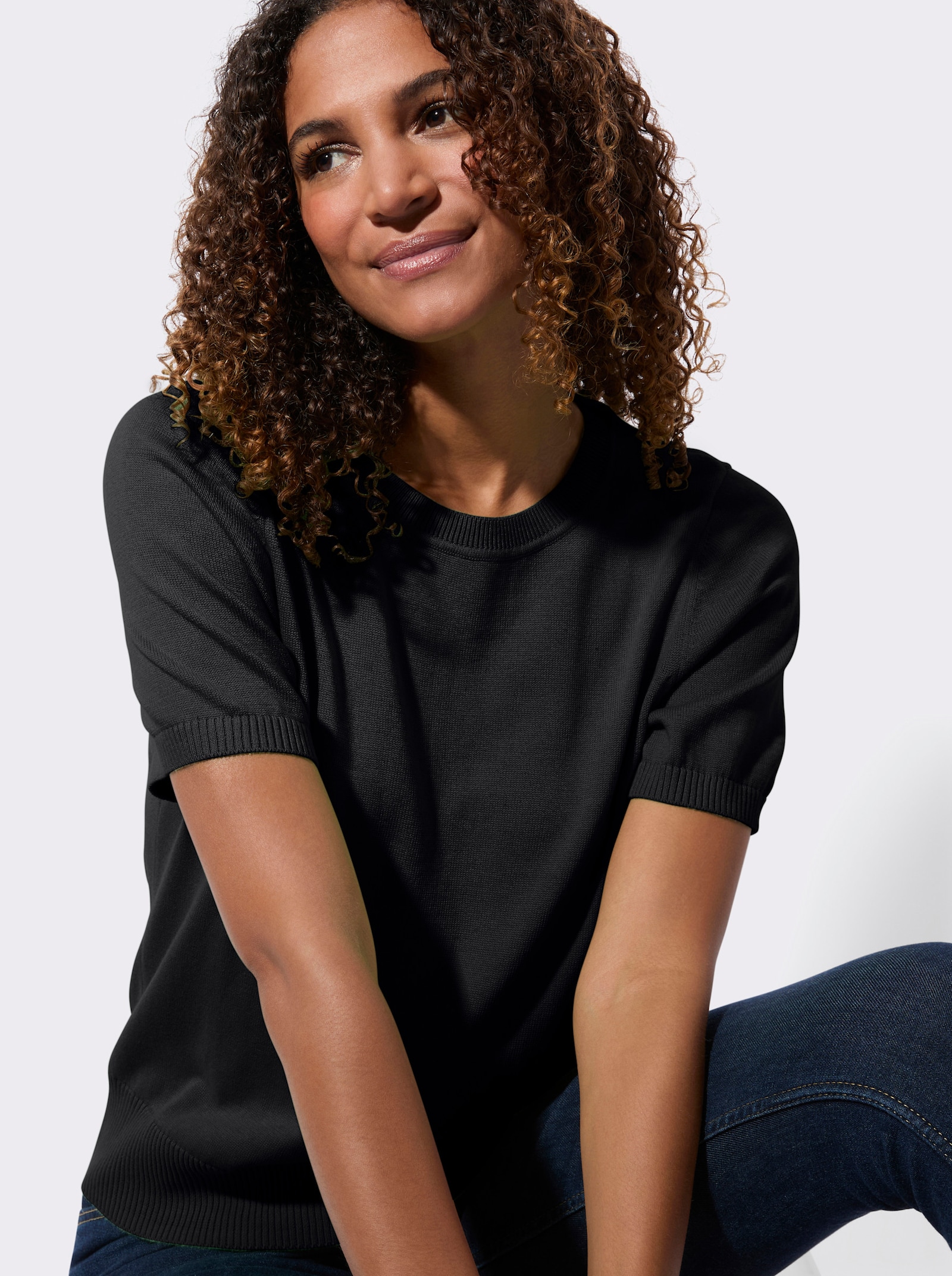 Bavlněný svetr s žebrovanými náplety - černá