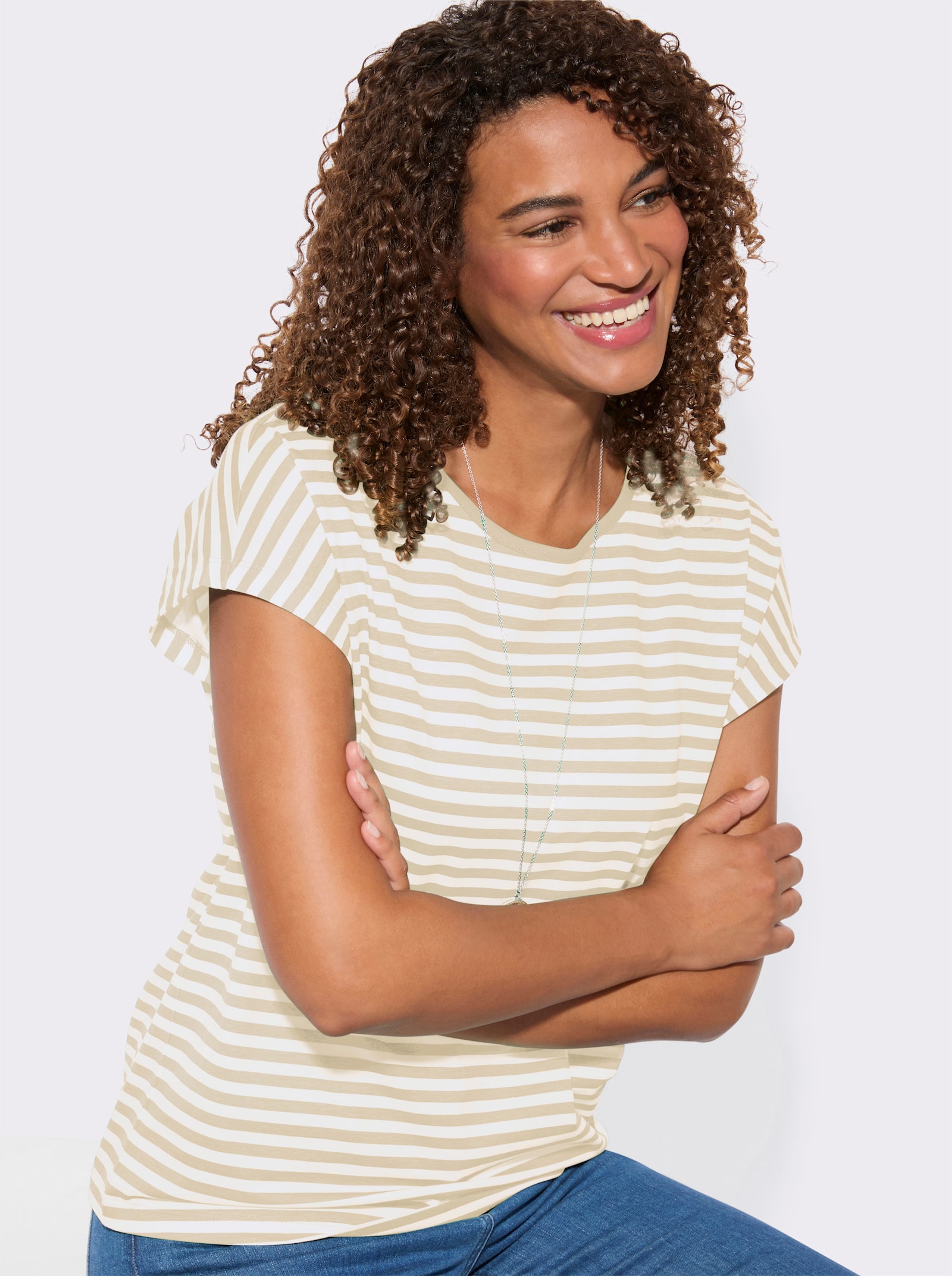 Shirt-Set mit überschnittenen Schultern - sand