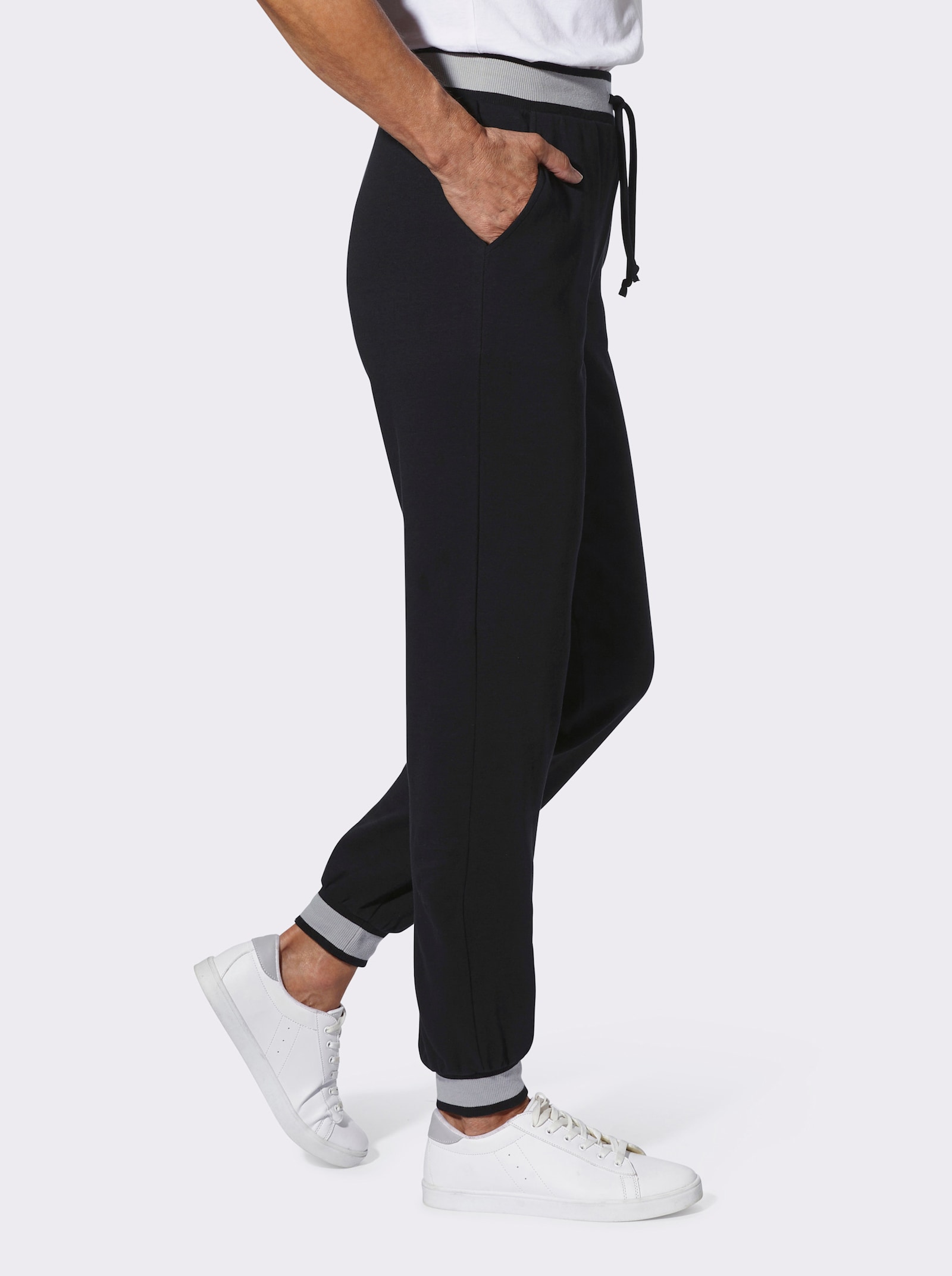 Freizeithose mit geripptem Dehnbund - schwarz