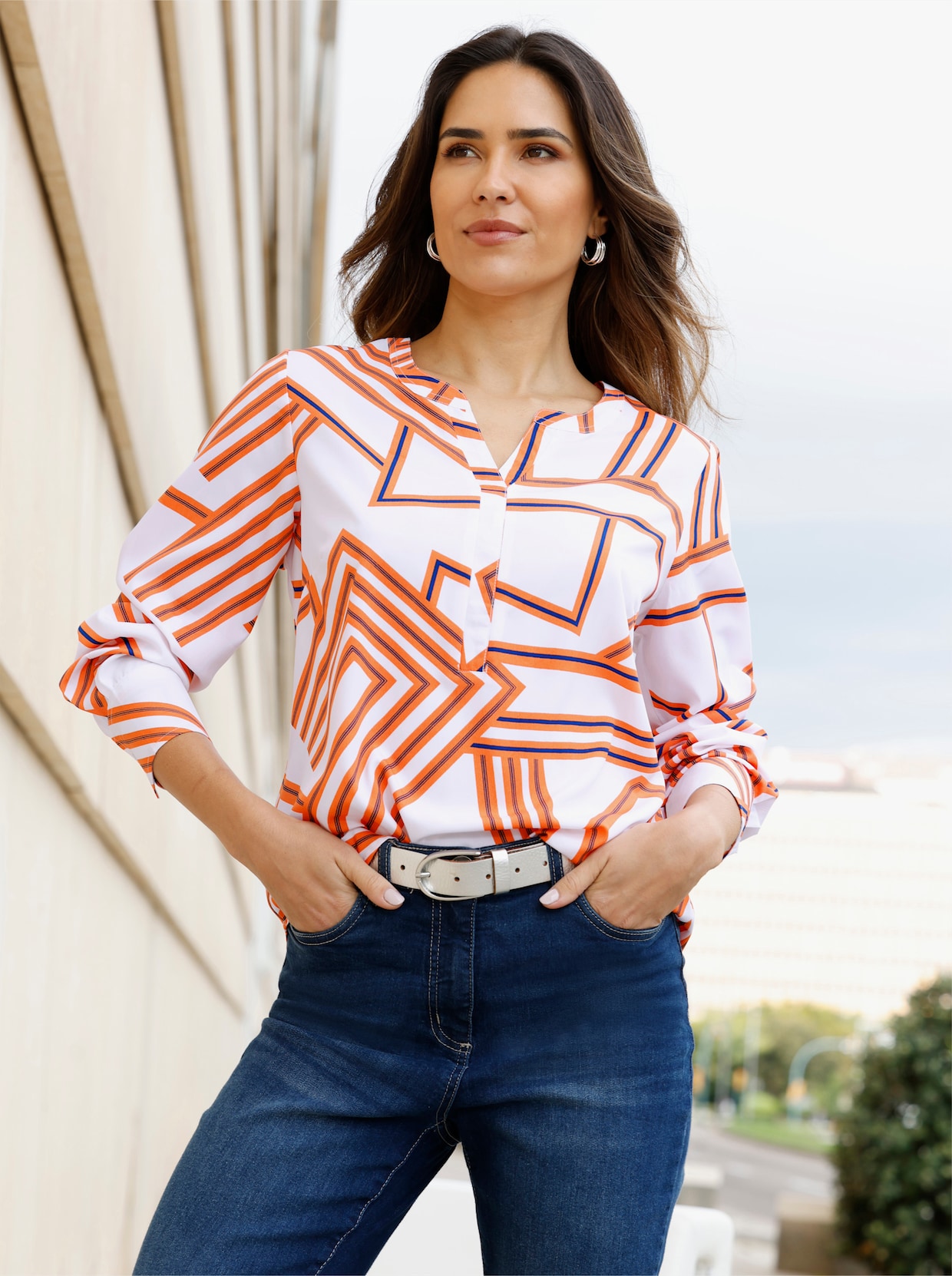 Schlupf-Bluse mit grafischem Druck - weiß-orange-bedruckt