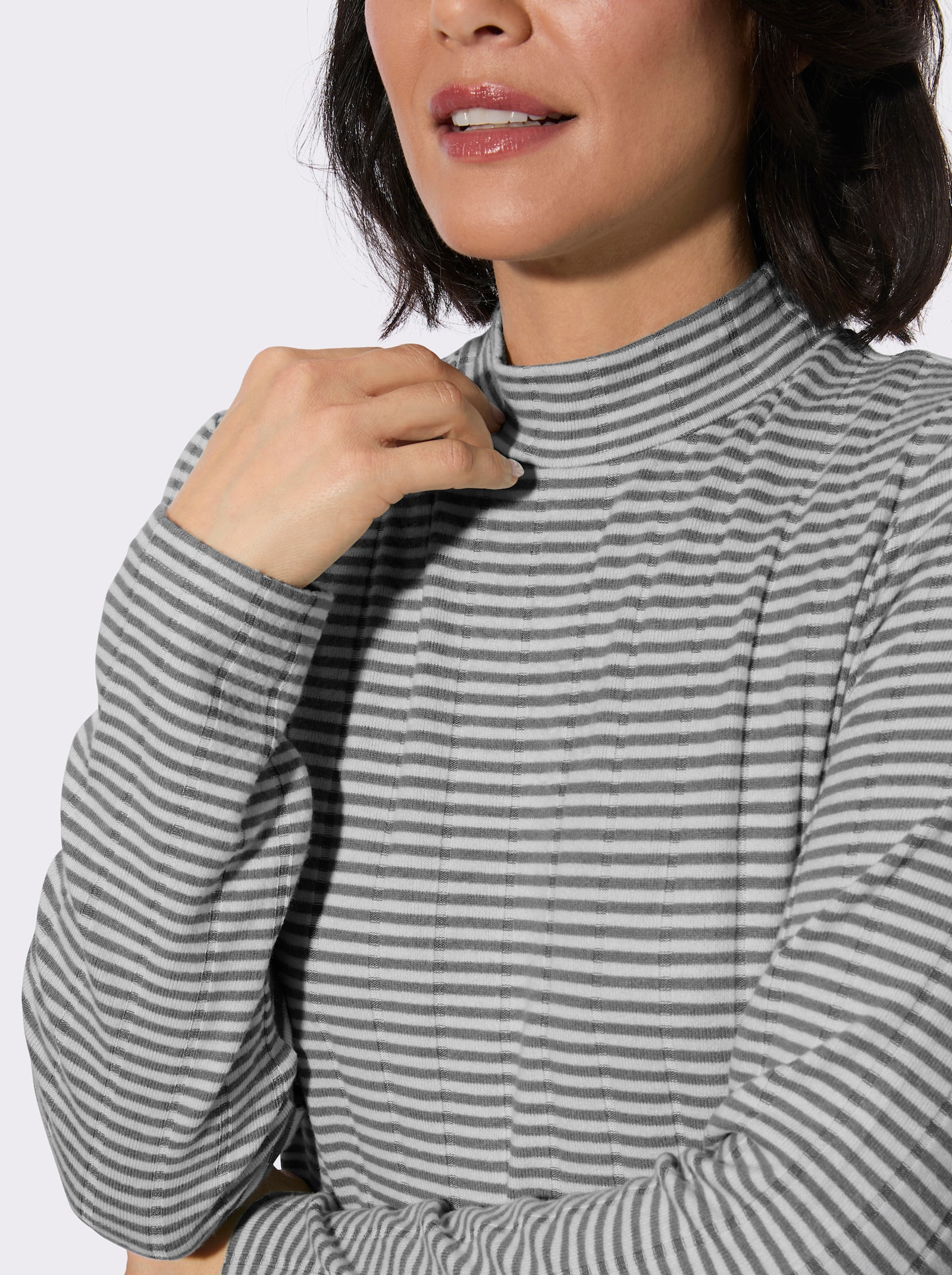Langarmshirt mit Stehkragen - grau-ecru-geringelt