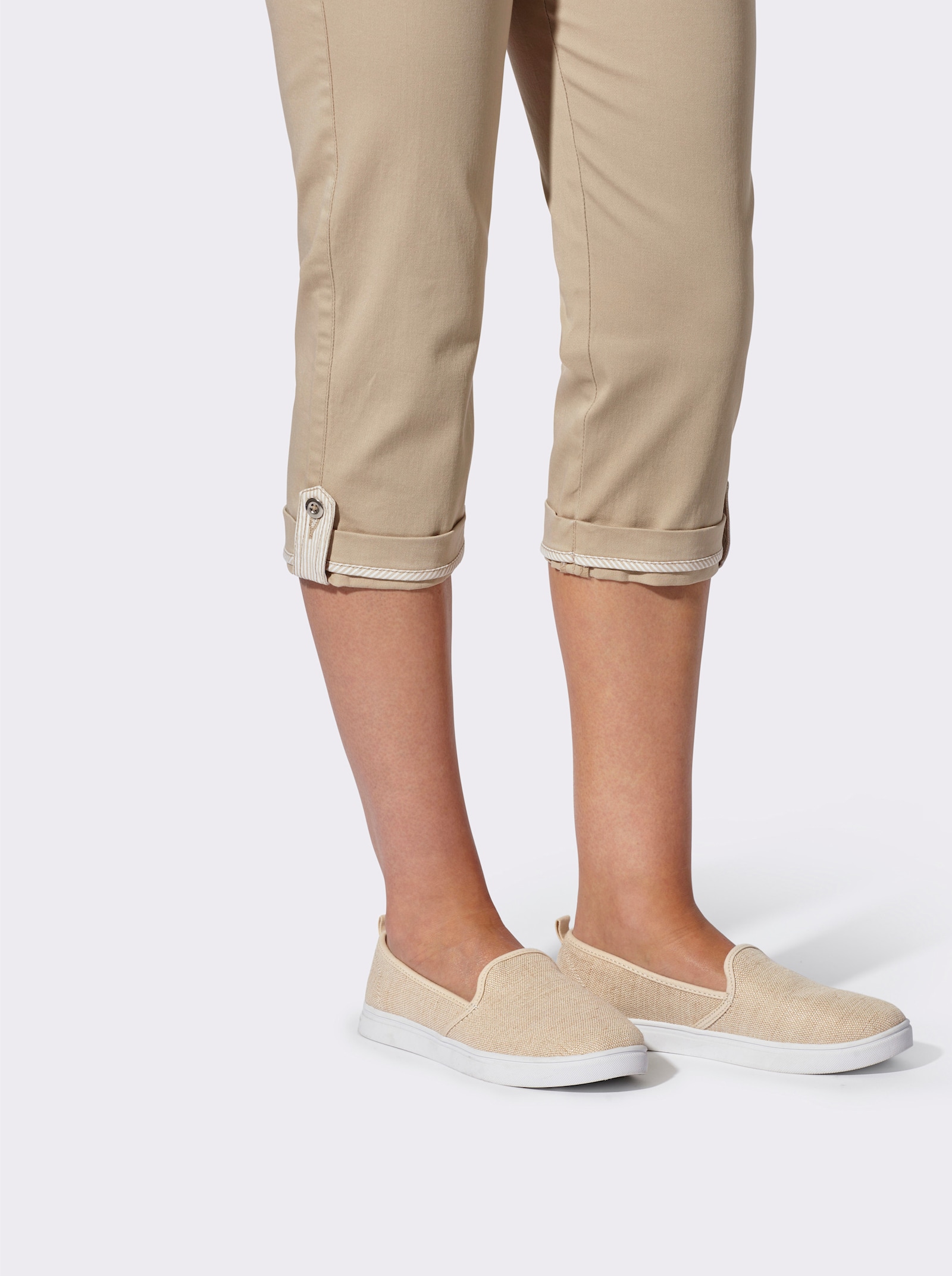 Caprijeans mit seitlichem Dehnbund - beige