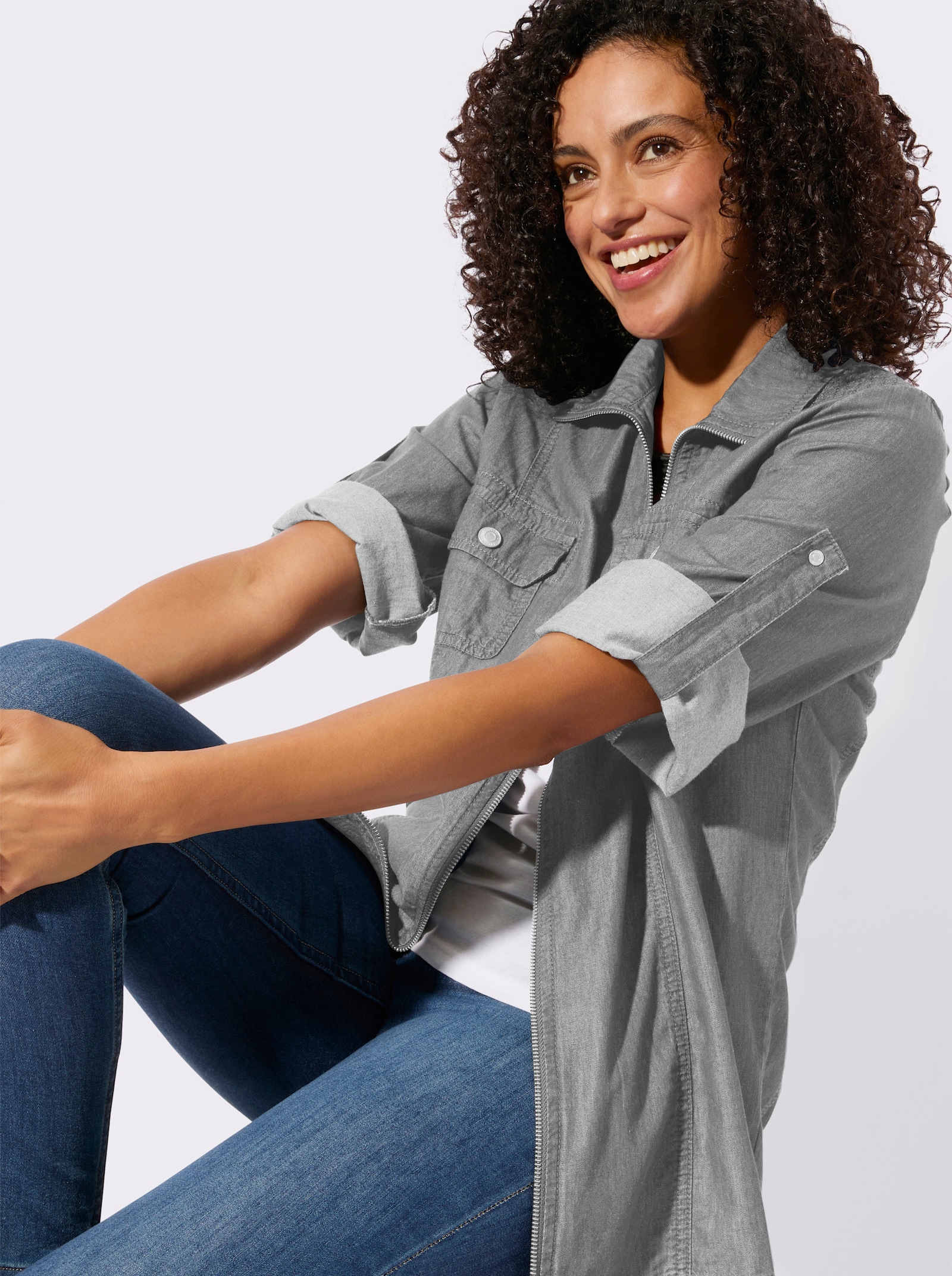 Blusenjacke mit Brust-Klappentaschen - light grey-denim