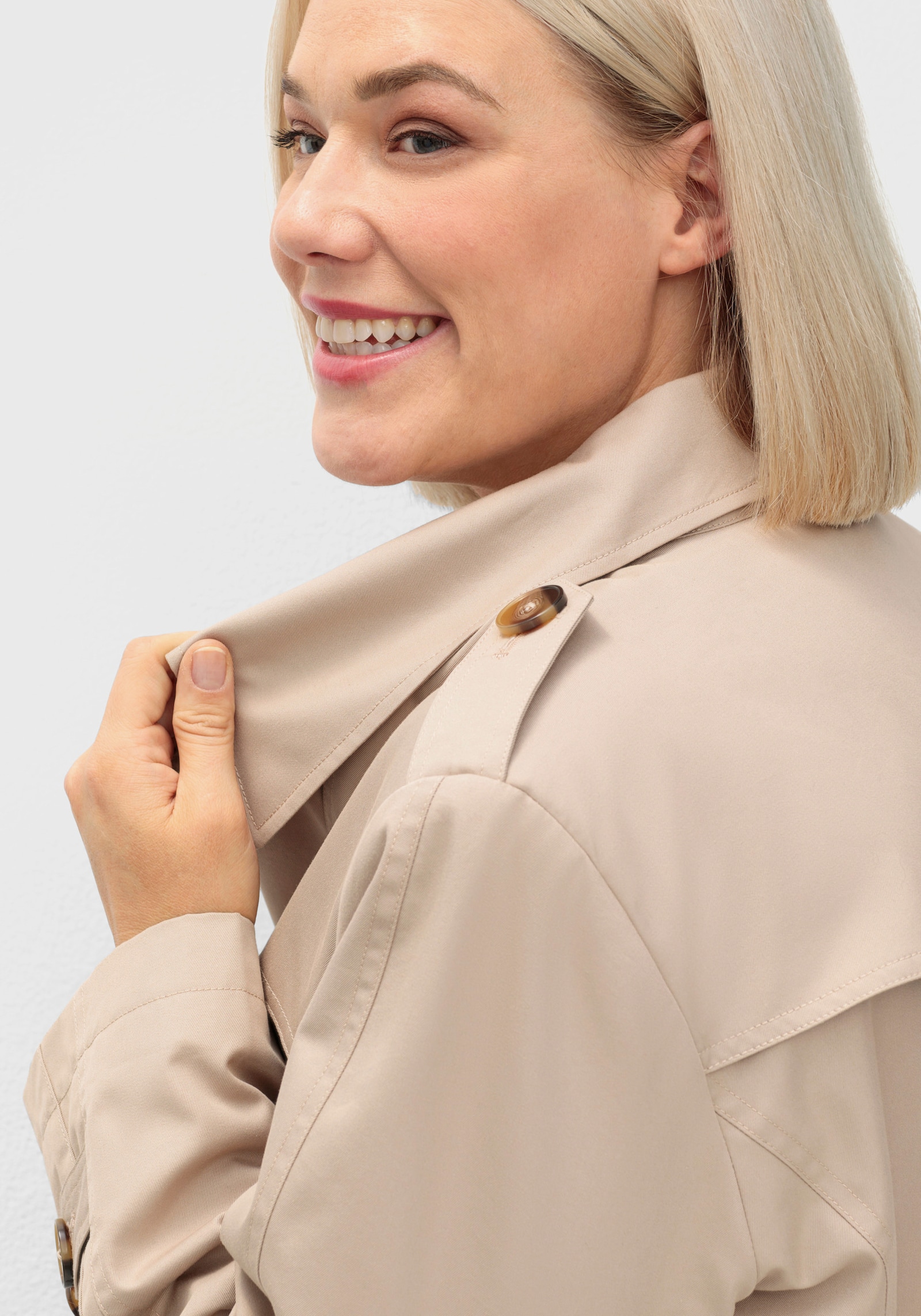sheego Trenchcoat mit Schulterriegel - softtaupe