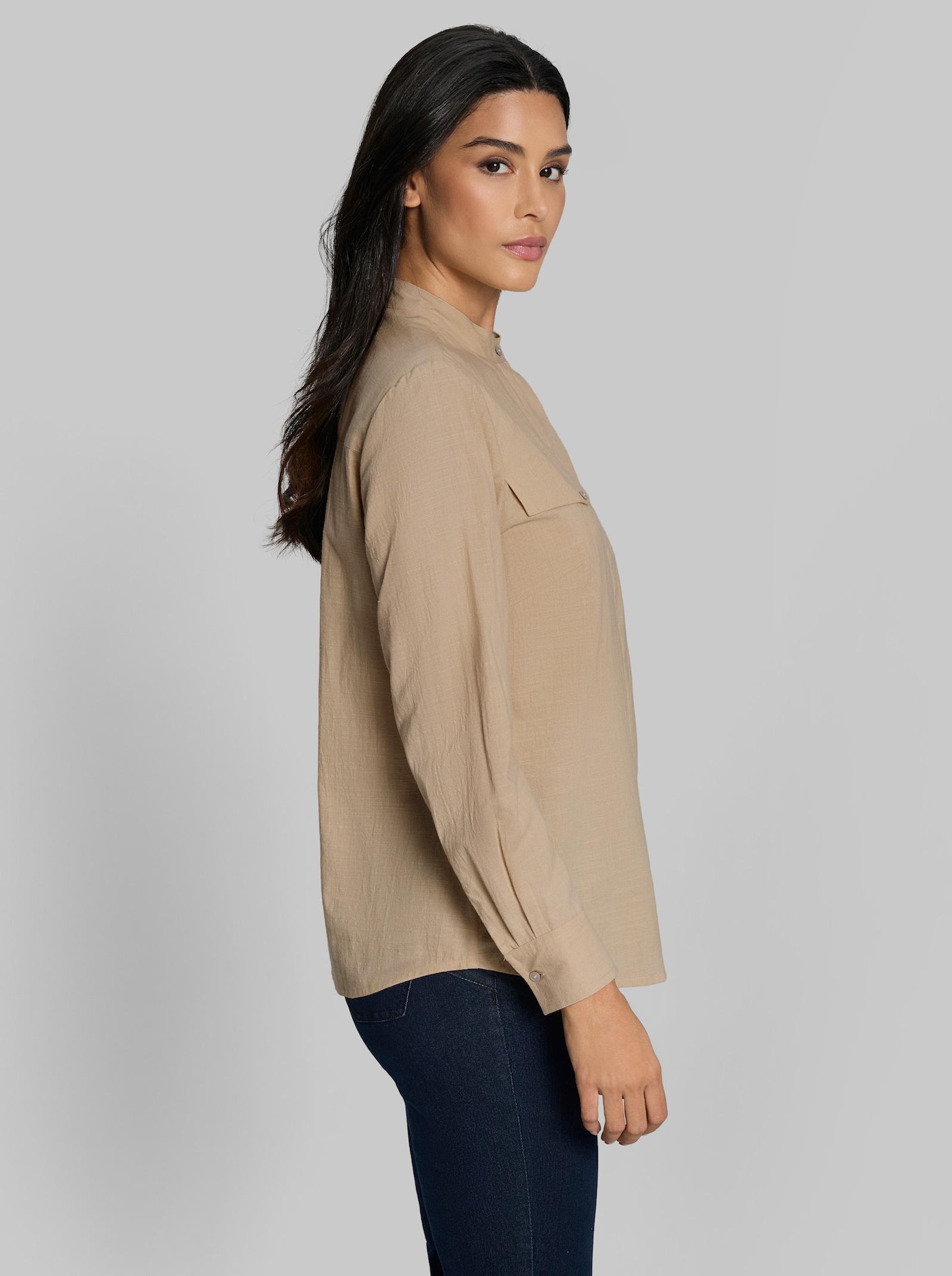 heine Bluse mit Stehkragen - beige