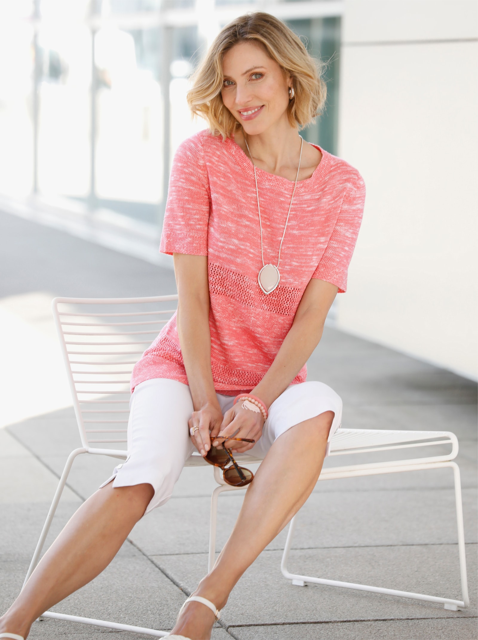 Ajourpullover im Mustermix - flamingo-meliert