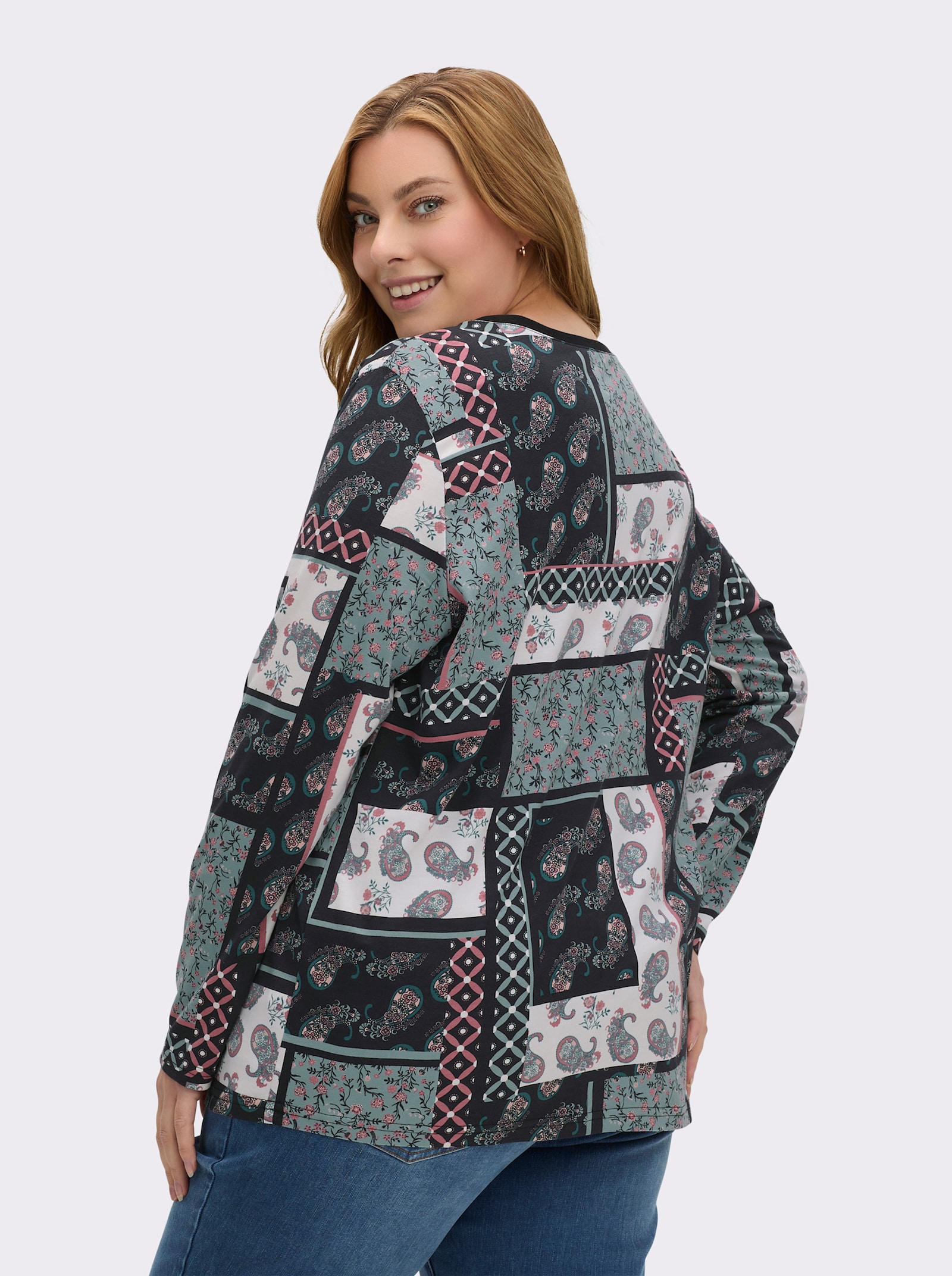 Langarmshirt im Patchwork-Dessin - wintertürkis-bedruckt